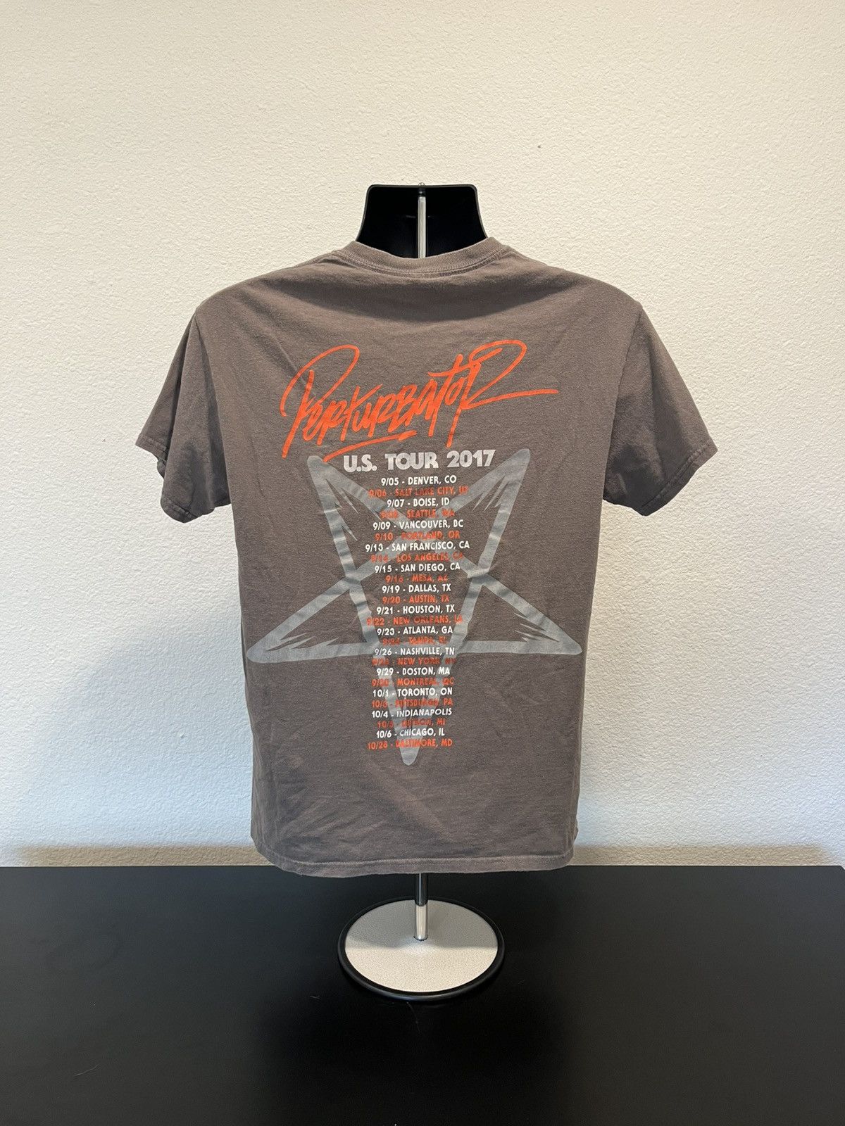 Other Perturbator tour shirt heavy metal Size US S / EU 44-46 / 1 - 2 Thumbnail