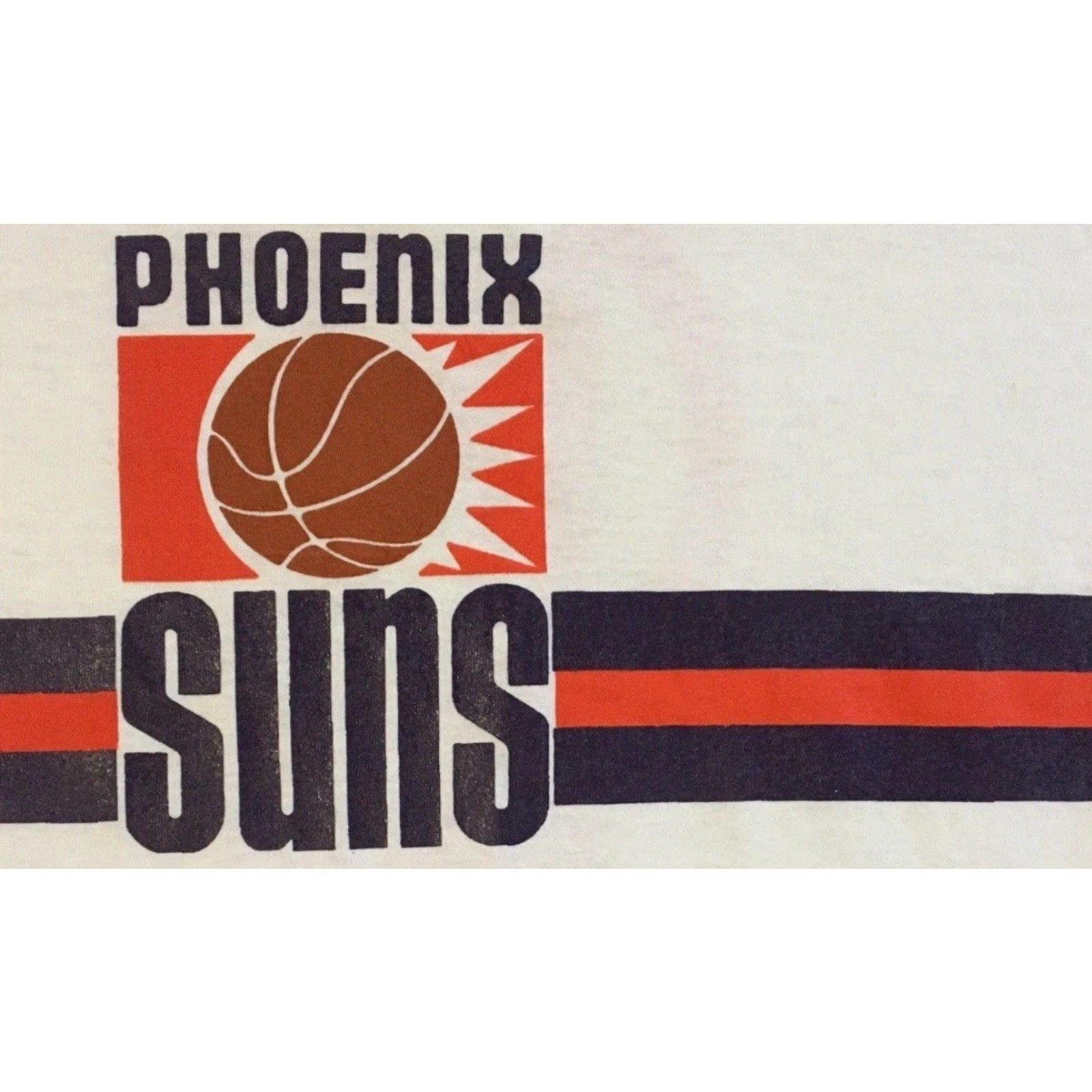 Vintage VINTAGE Phoenix Suns T-Shirt M White Graphic Tee 80s 90s Distressed Circle K Chuck Barkley Grunge Men's Short Sleeve Crew Neck USA Made Single Stitch Size US M / EU 48-50 / 2 - 3 Thumbnail
