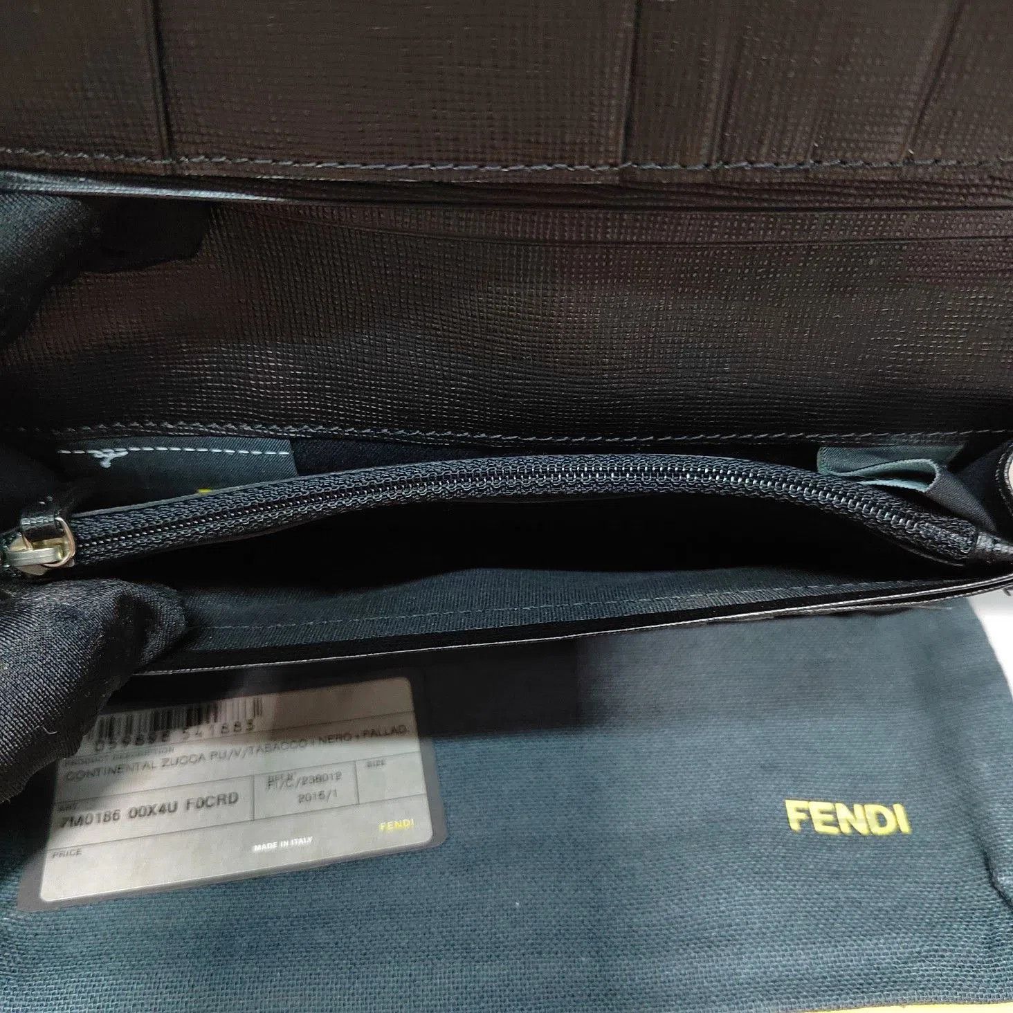 Fendi Fendi Monogram Bi-fold Wallet. Size ONE SIZE - 5 Thumbnail