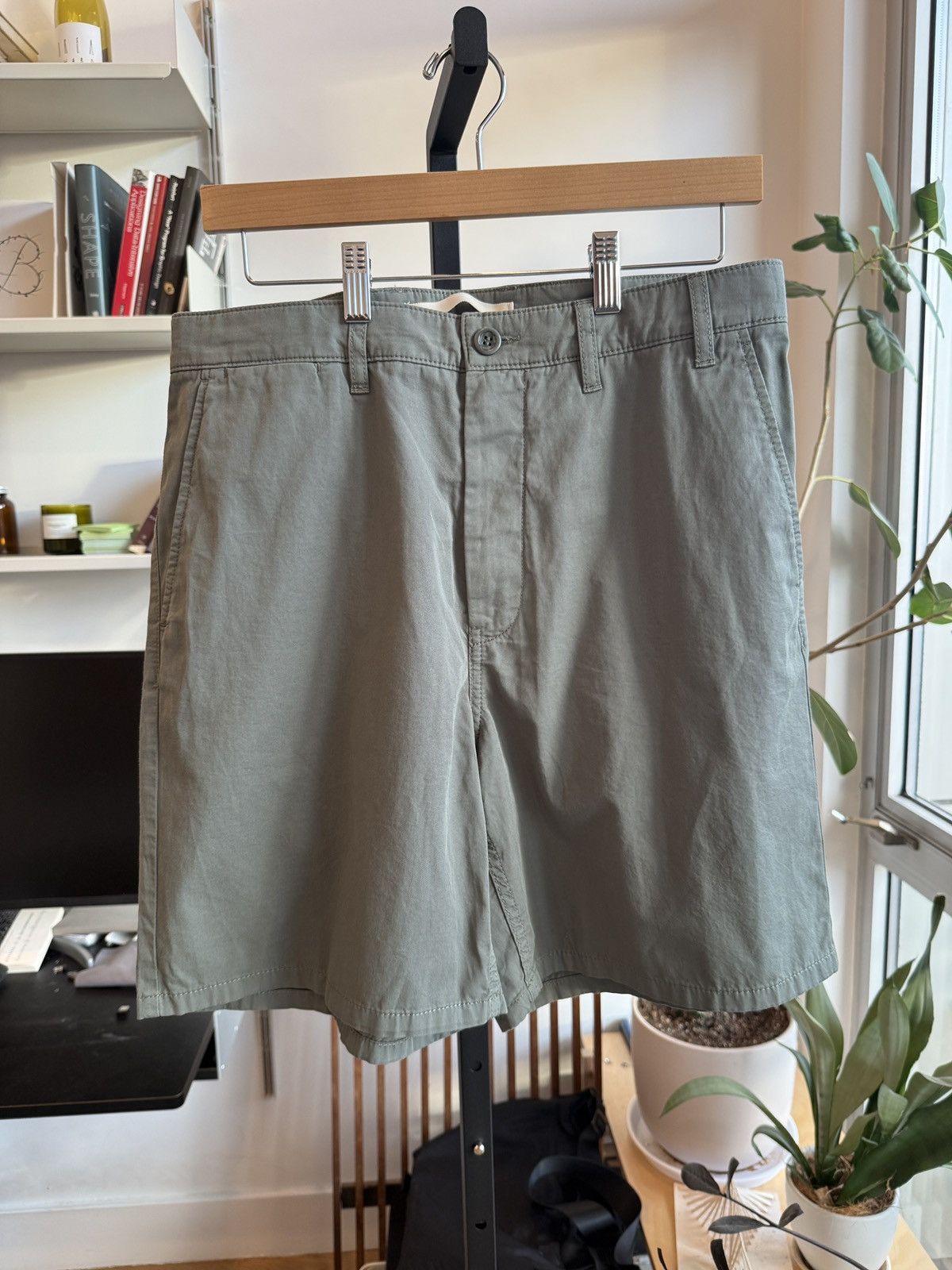 Norse Projects Norse Projects Aros Regular Light Shorts Size US 33 - 1 Thumbnail
