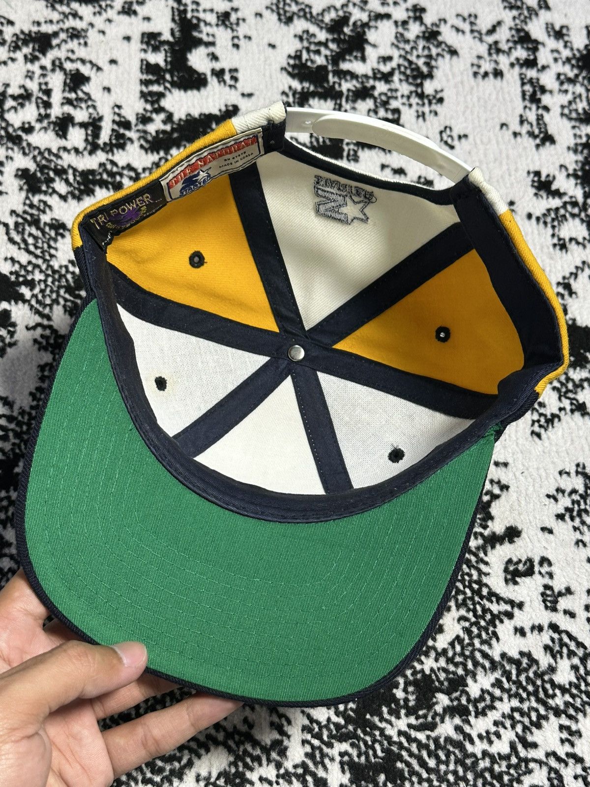 Starter Vintage Michigan Wolverines Starter Tripower Hat Size ONE SIZE - 5 Thumbnail