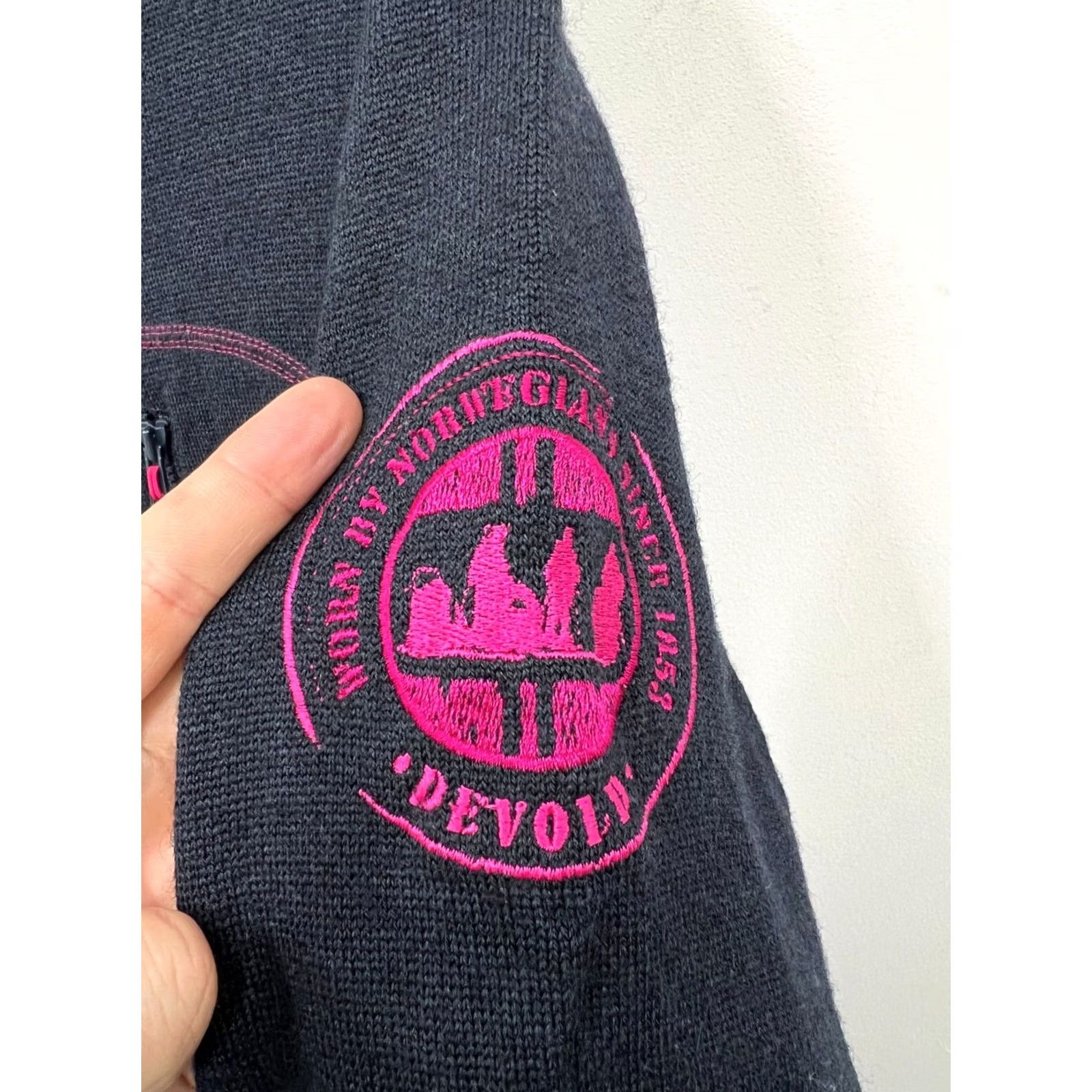 Vintage DEVOLD Norway Jacket Womens L Wool 100% Dark Navy Outdoor Outdoor Wool Jacket Womens L 1990s? Size L / US 10 / IT 46 - 6 Thumbnail