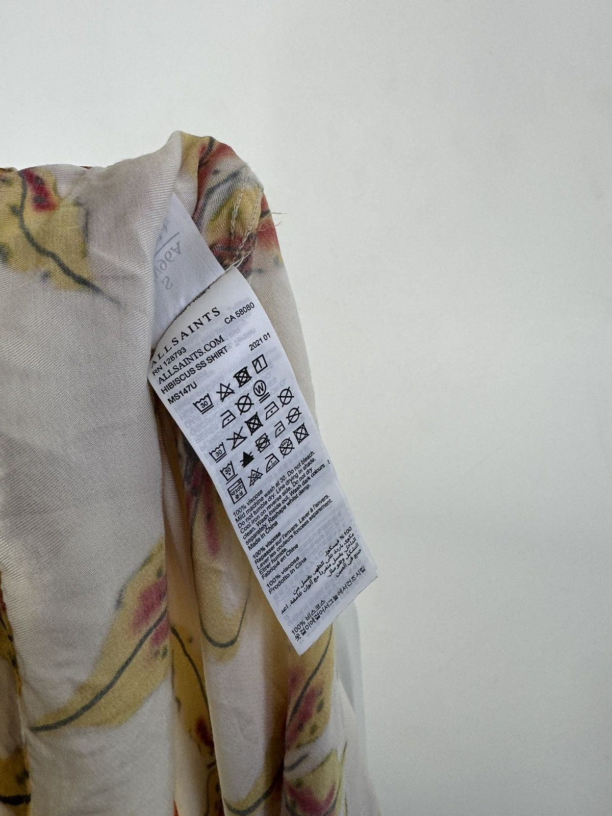 Allsaints All Saints Hibiscus SS Shirt Size US S / EU 44-46 / 1 - 5 Thumbnail