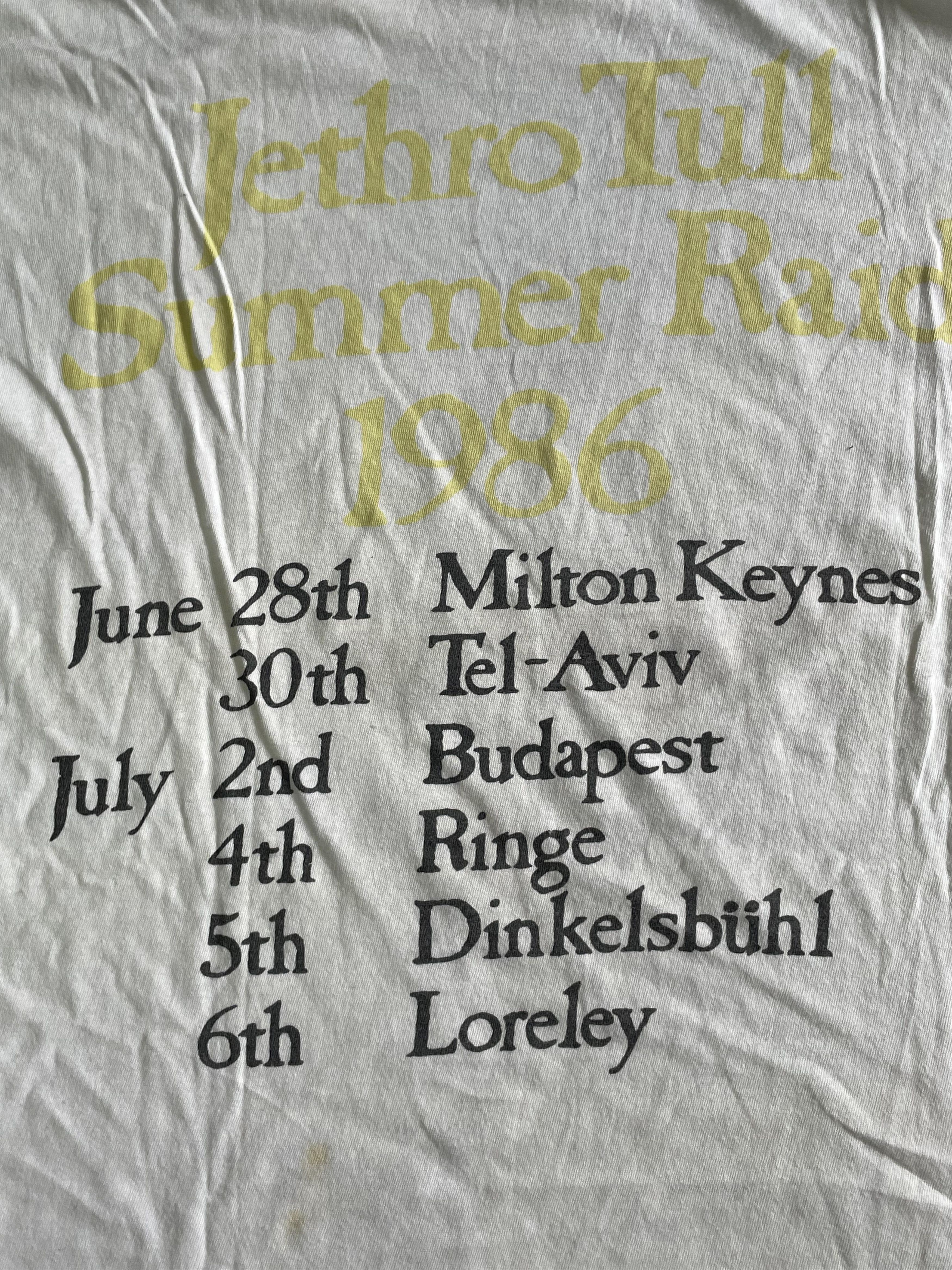Band Tees VTG 80's Jethro Tull Summer Raid 1986 Tshirt Size US L / EU 52-54 / 3 - 9 Thumbnail