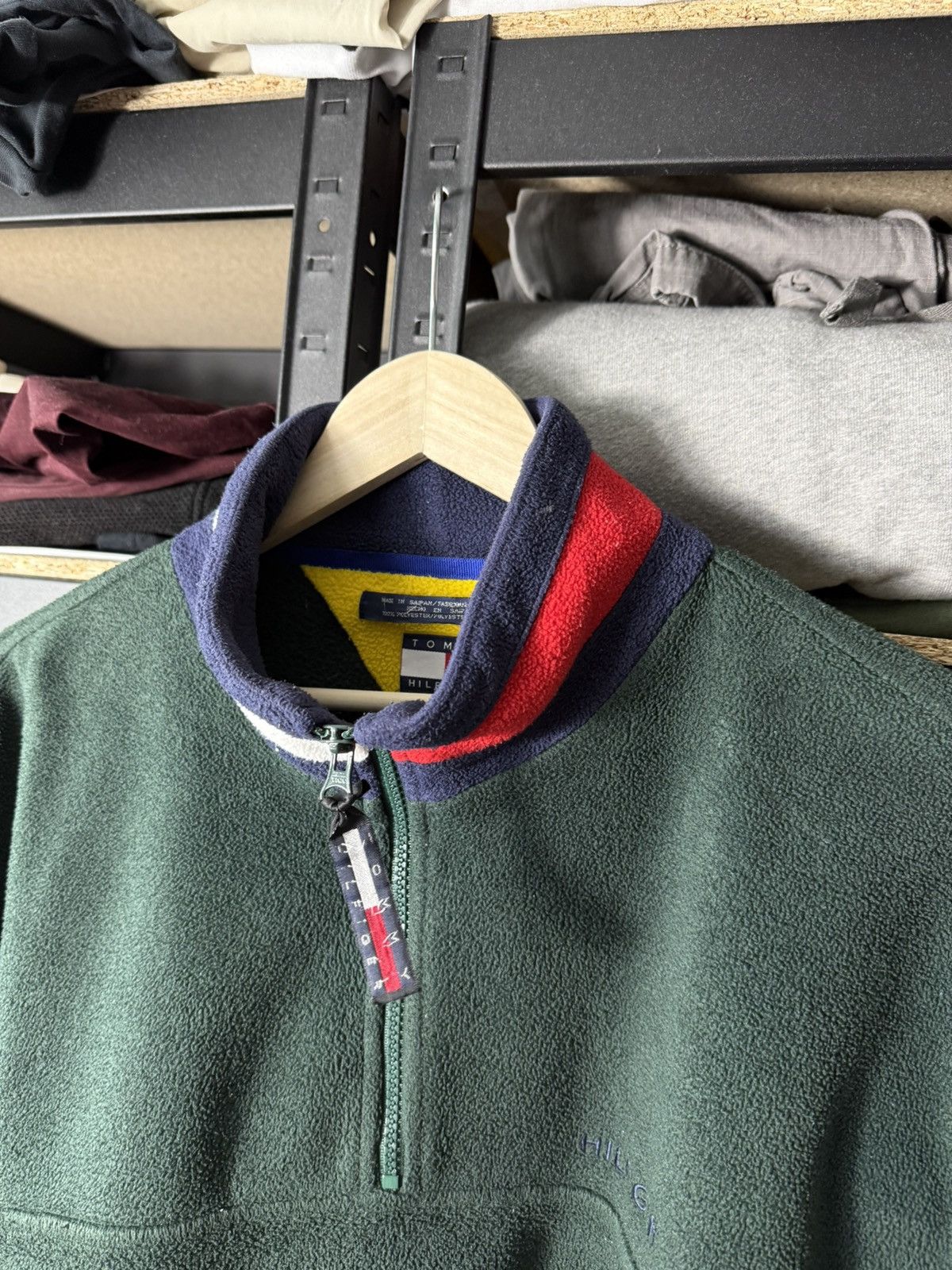 Tommy Hilfiger Vintage Tommy Hilfiger Fleece Jacket Quarter Zip USA Style Size US L / EU 52-54 / 3 - 8 Thumbnail