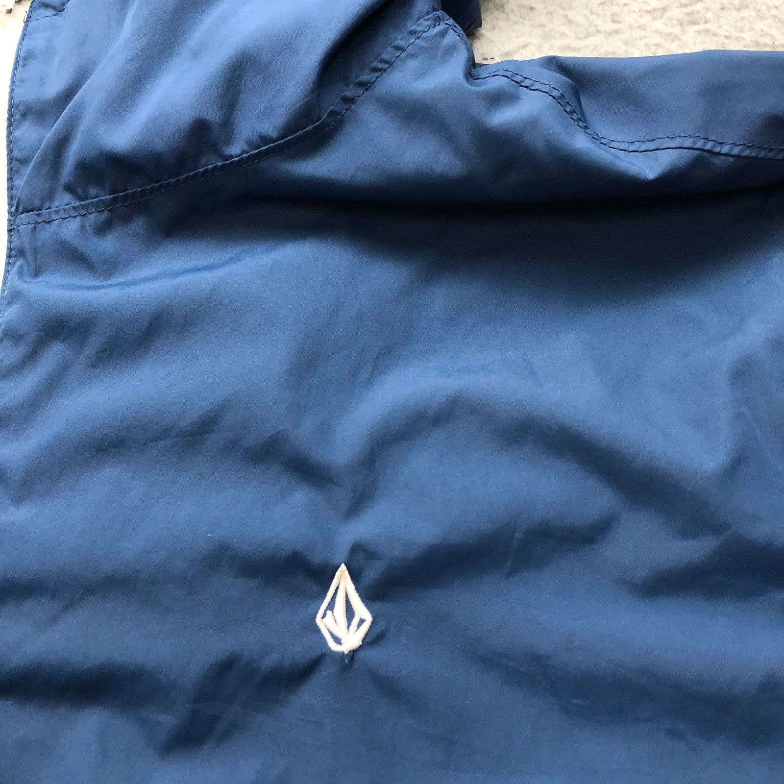 Volcom Volcom Mesh Lined Windbreaker Jacket Hoodie Men L Teal Blue Size US L / EU 52-54 / 3 - 12 Thumbnail