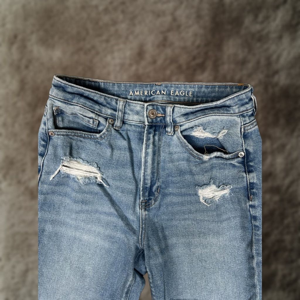 American Eagle Outfitters American Eagle Mom Straight Jeans Womens 6 Blue High Rise Distressed Denim Size 28" / US 6 / IT 42 - 1 Thumbnail
