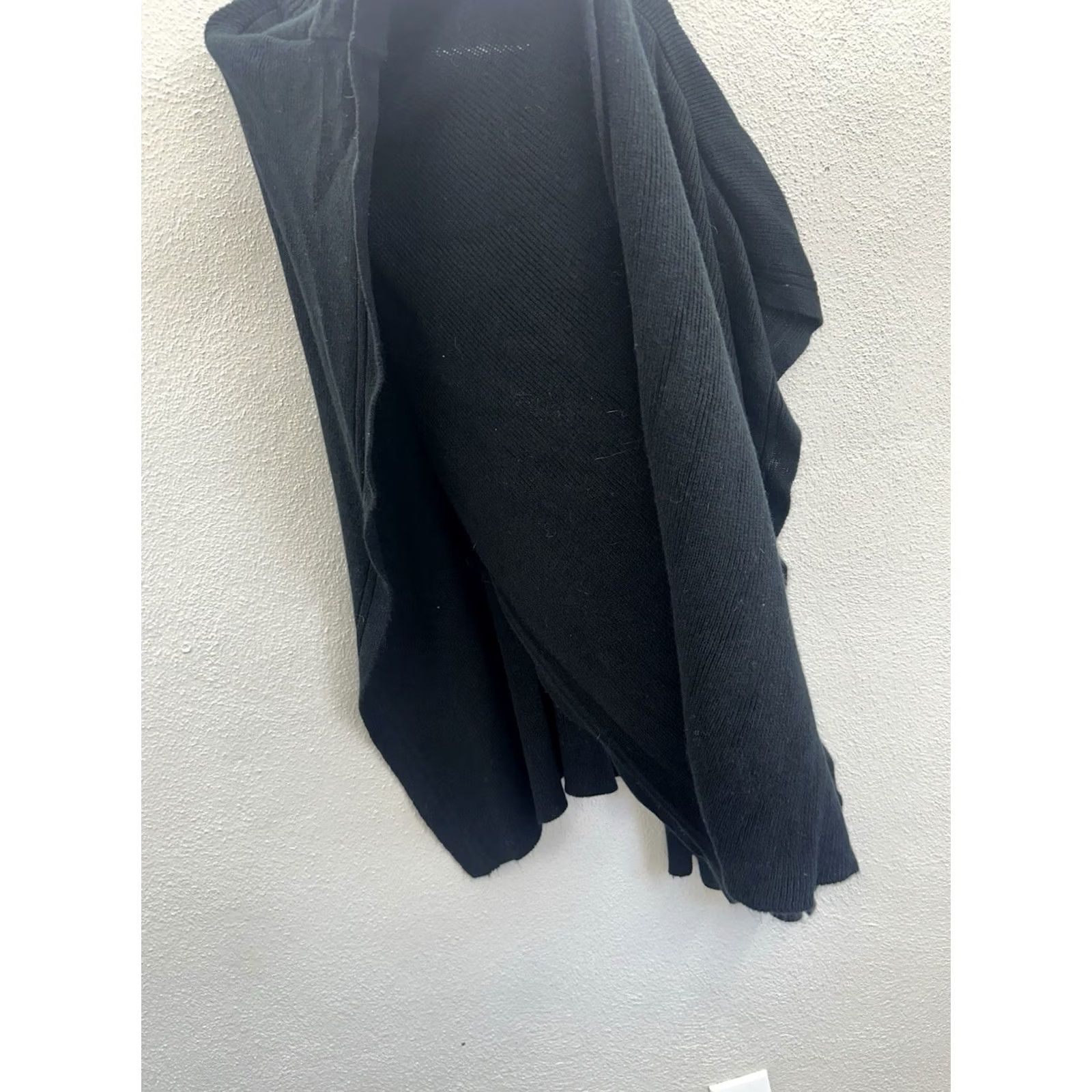 Vintage Specialty House Womens Sweater Cape One Size Black Vintage Knit Top Button Cape Solid 80s 90s Bohemian Womens Size ONE SIZE - 3 Thumbnail