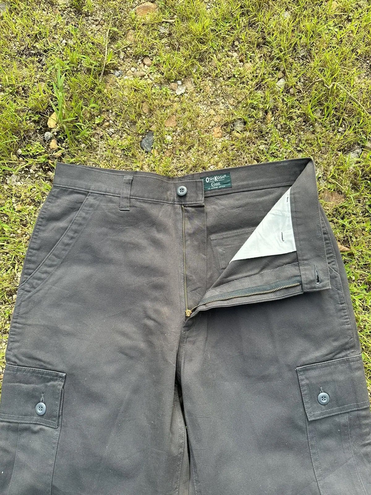 Oshkosh VINTAGE OSH KOSH CLASSIC UTILITY WORKWEAR CARGO PANTS Size US 32 / EU 48 - 7 Thumbnail