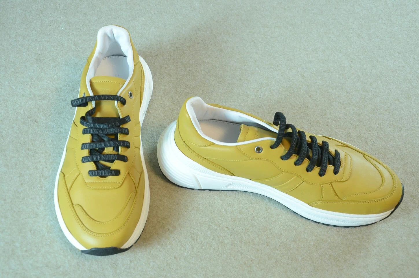 Bottega Veneta Bottega Veneta Yellow & Black Dad Sneakers 42 Size US 9 / EU 42 - 4 Thumbnail