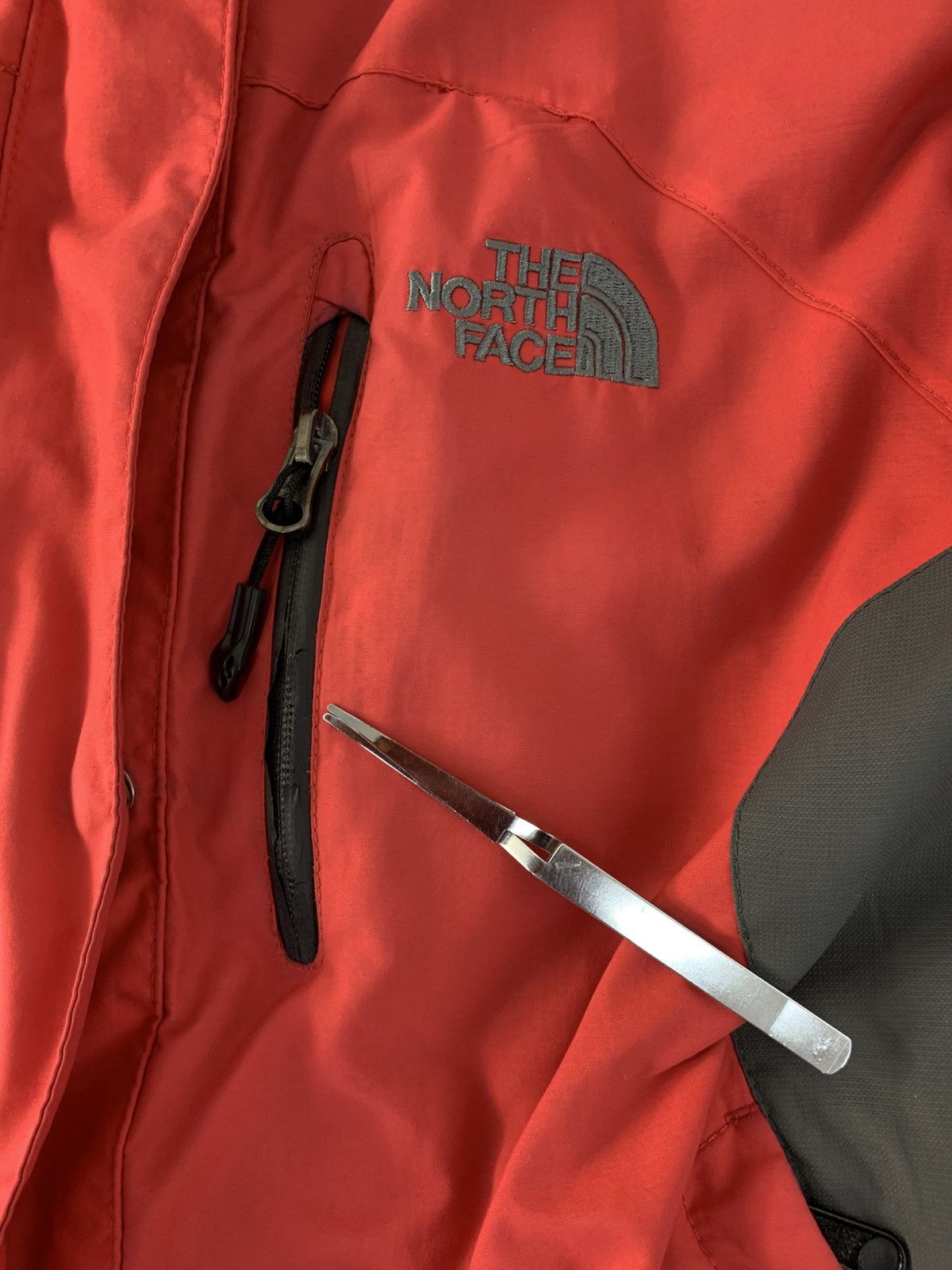 Goretex The North Face Gore-tex Summit Series Hooded Red Jacket Size US L / EU 52-54 / 3 - 12 Thumbnail