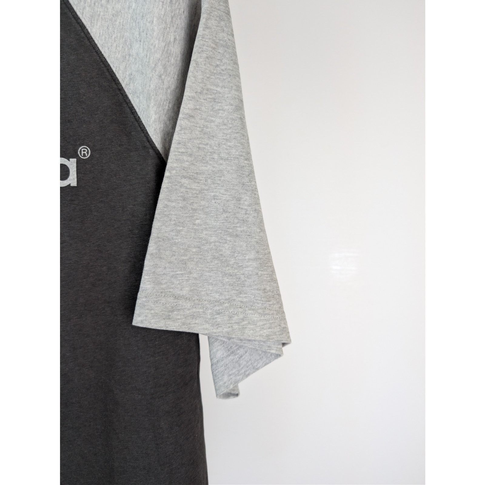 Balenciaga o1rshd1 Neg Print Raglan Oversized T-Shirt in Heather Grey Size US S / EU 44-46 / 1 - 5 Thumbnail