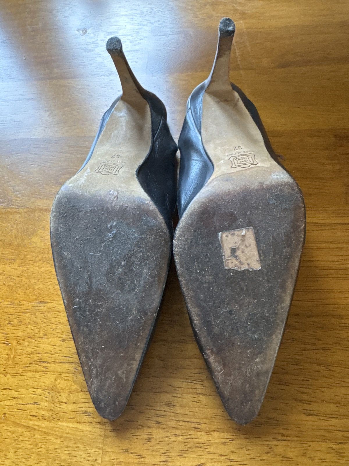 Manolo Blahnik Manolo Blahnik Vintage Black leather sling back Size US 7 / IT 37 - 6 Thumbnail