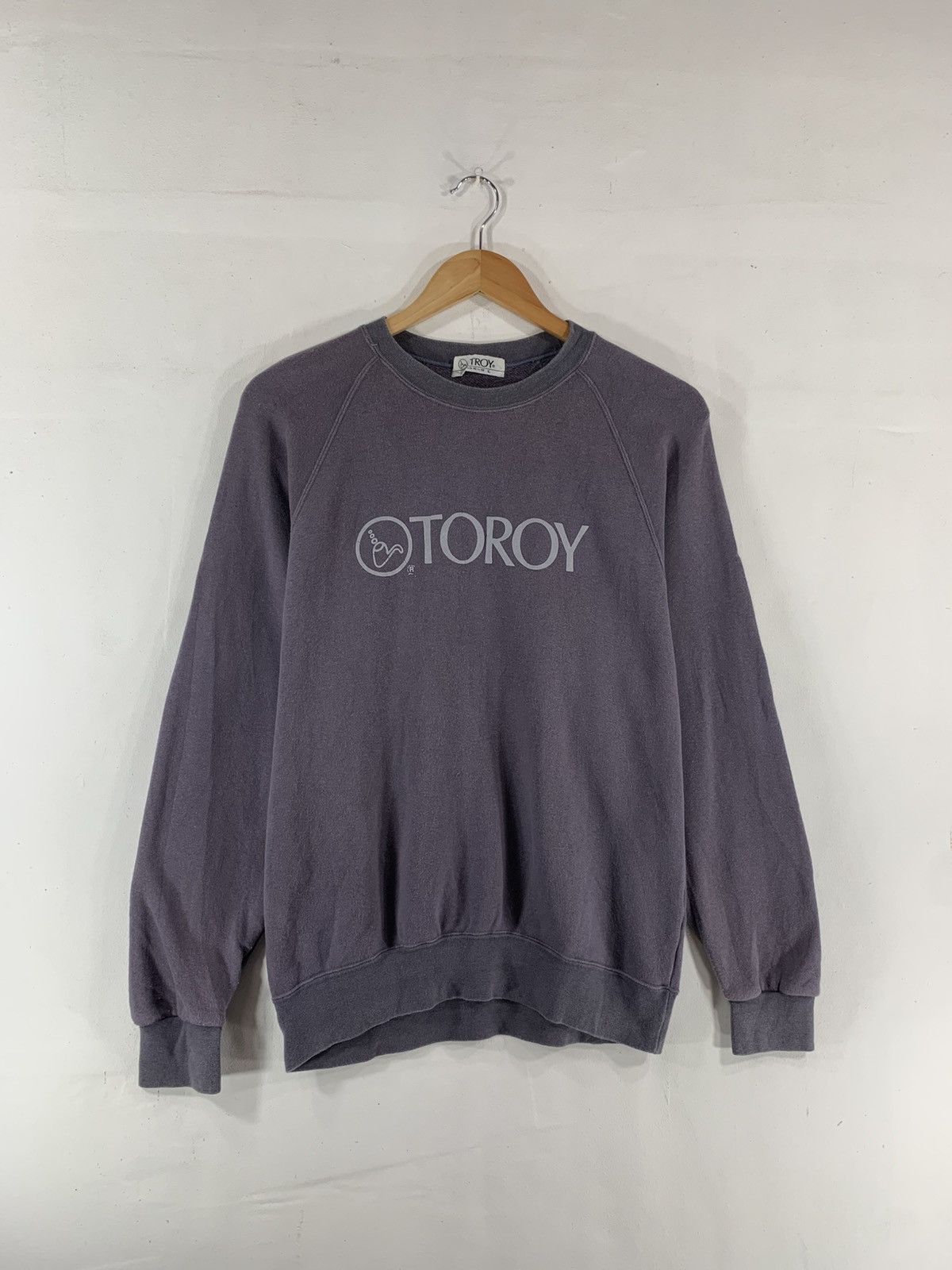 Vintage Vintage Toroy Sweatshirt Size US L / EU 52-54 / 3 - 1 Thumbnail
