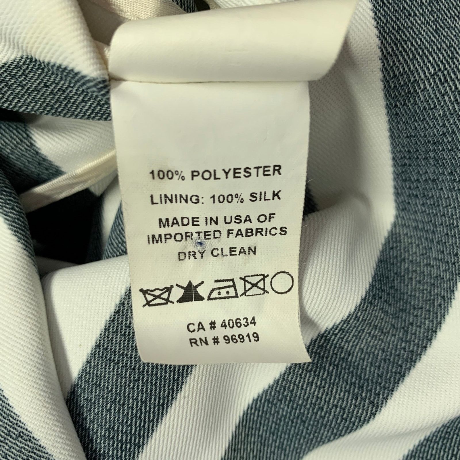 Marc Jacobs MARC JACOBS Size 6 Black White Polyester Stripe Pencil Skirt Size 28" / US 6 / IT 42 - 6 Thumbnail