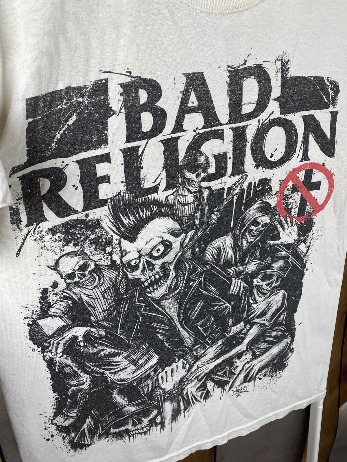 Band Tees 💀Vintage 2011 T-Shirt Bad Religion Rock Band Tour VTG Tee💀 Size US M / EU 48-50 / 2 - 10 Thumbnail