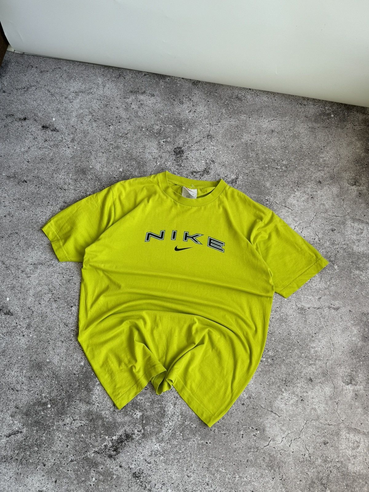 Nike × Vintage Vintage Nike Y2K big logo tee Size US XL / EU 56 / 4 - 4 Thumbnail