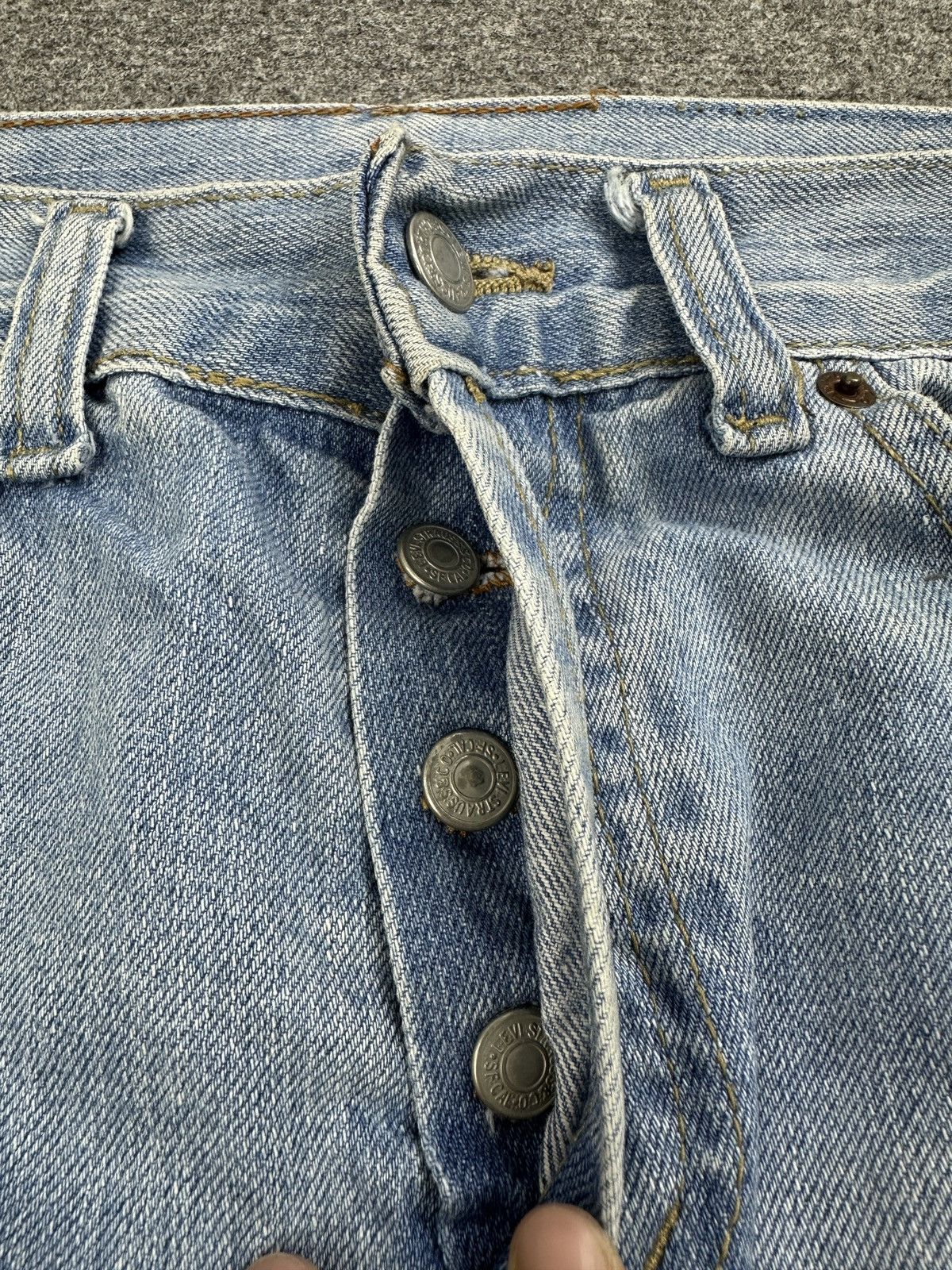 Levi's Vintage Levis 501 Faded Blue Jeans 33x33 S0047 Size US 33 - 7 Thumbnail