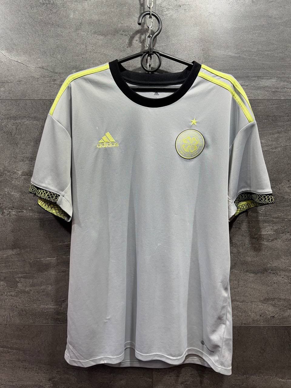 Adidas Celtic FC 2022-23 Third Adidas Jersey T-Shirt Size US L / EU 52-54 / 3 - 1 Thumbnail