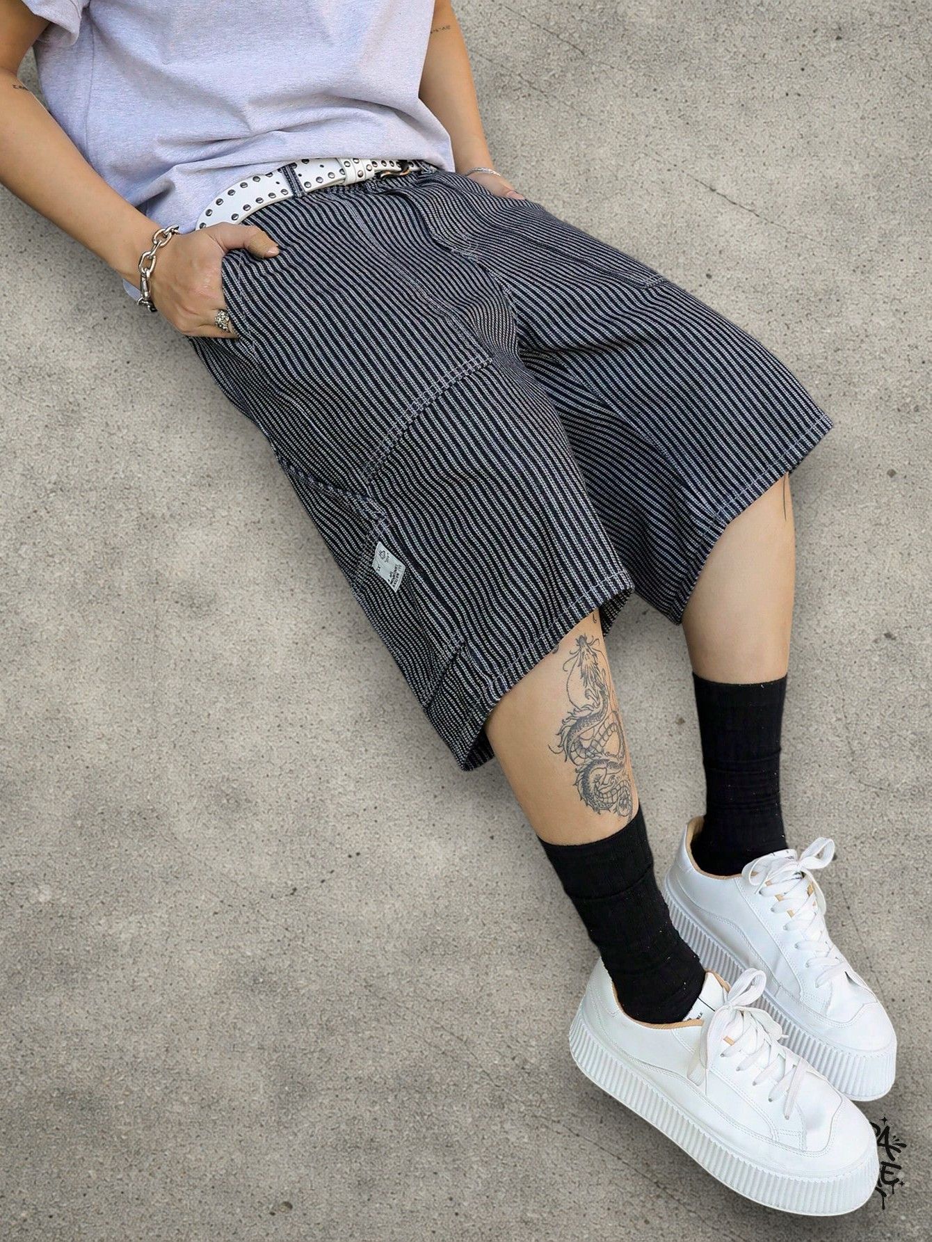 Vintage Striped cargo gray shorts Size US 32 / EU 48 - 4 Thumbnail