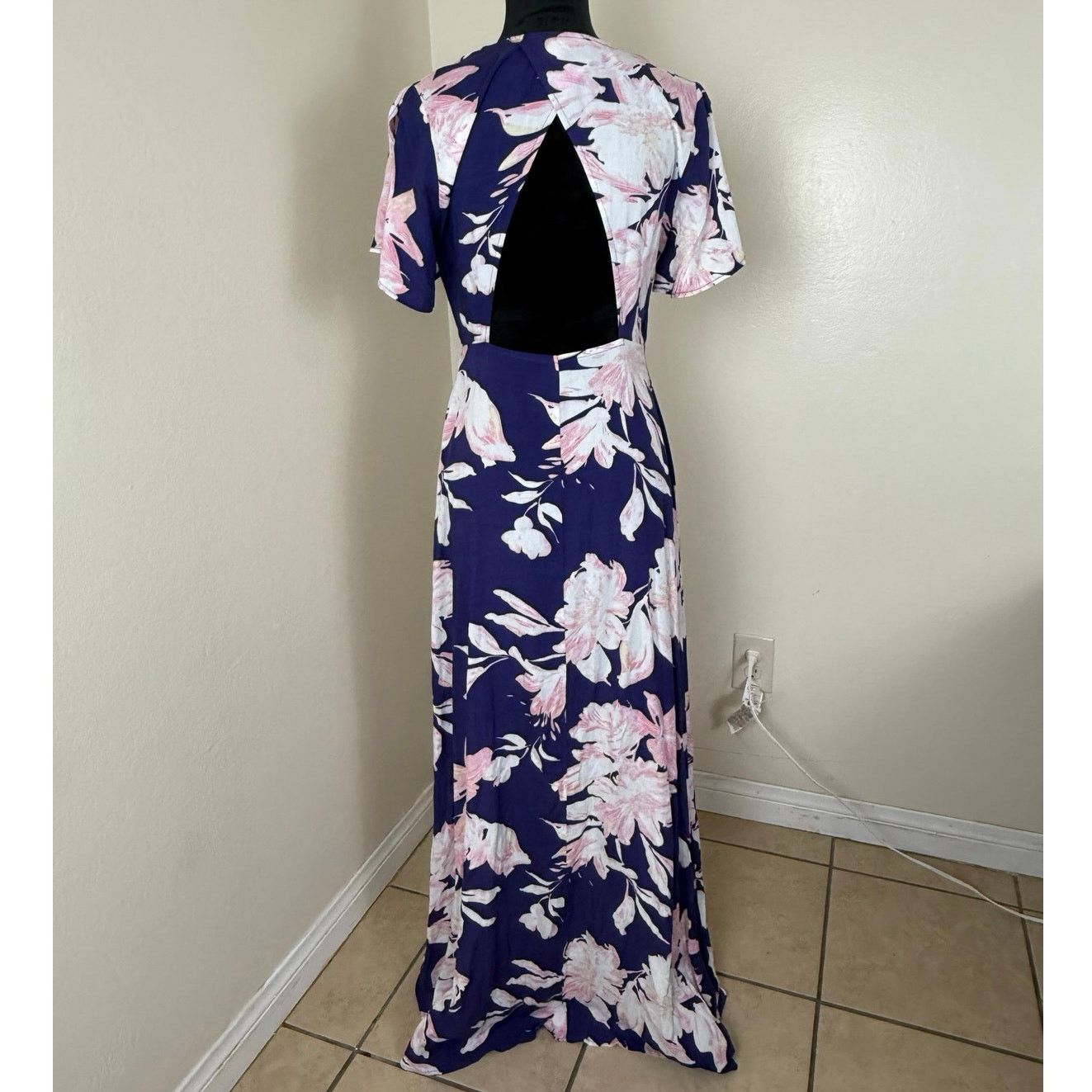 Other Lulus Azalea Regalia Navy Blue Floral Maxi Dress - Size S Size S / US 4 / IT 40 - 5 Thumbnail