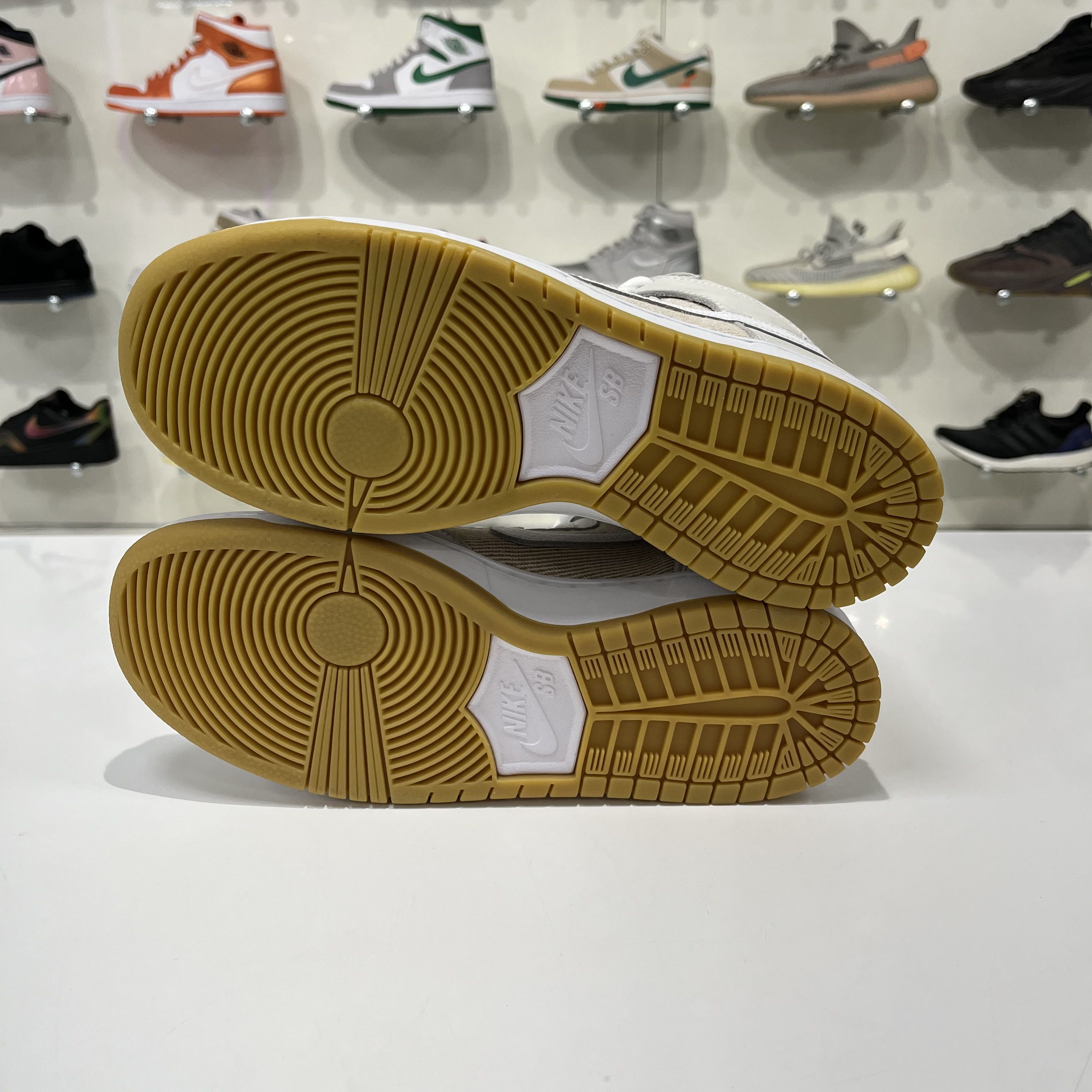 Nike SB Nike SB Dunk High PRO ISO Orange Label Unbleached Natural Size US 7 / EU 40 - 6 Thumbnail