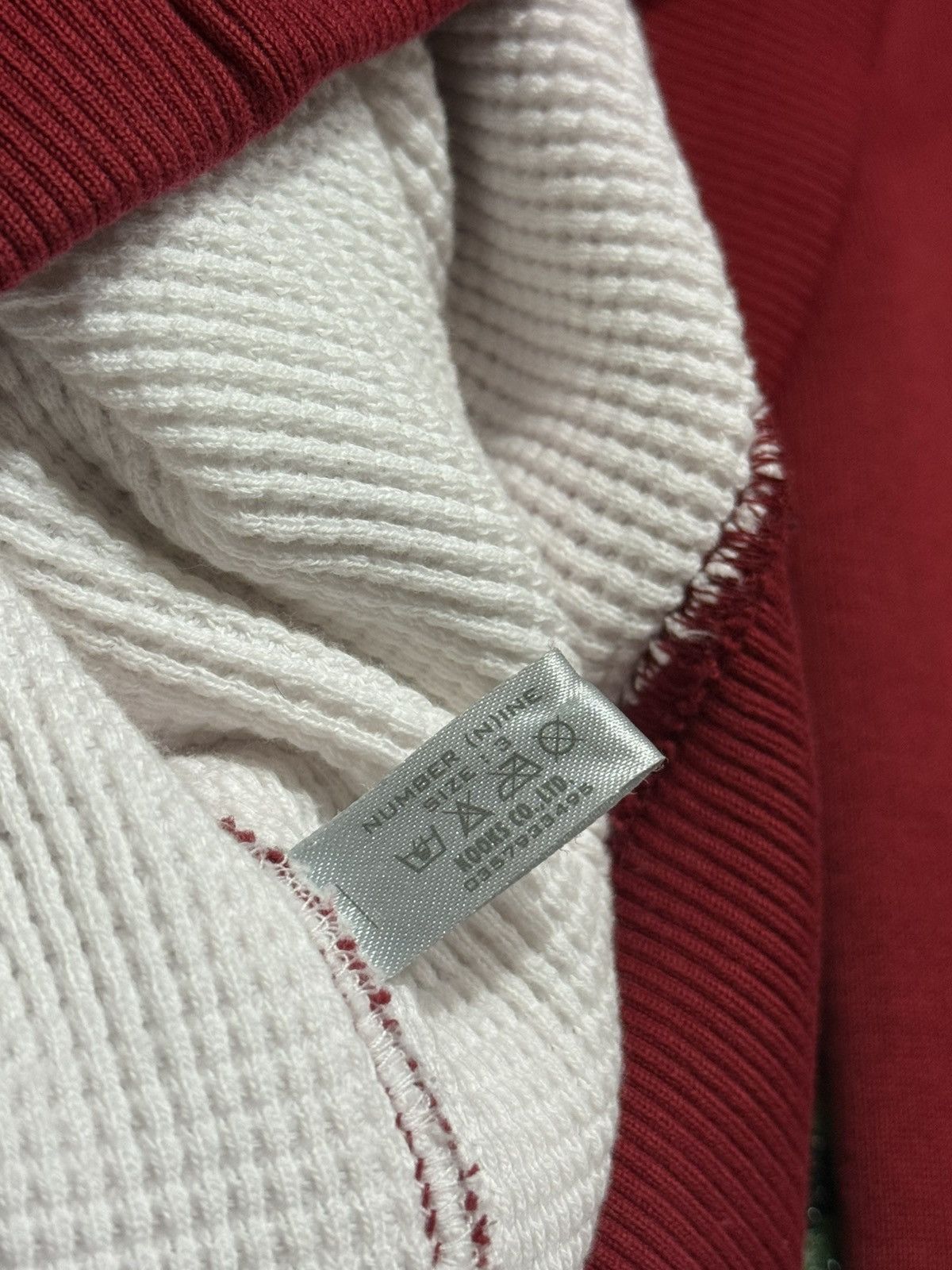 Number (N)ine AW00 Number (N)ine “The REDISUN” Dyna 69 Thermal-Poly Hoodie Size US L / EU 52-54 / 3 - 12 Thumbnail