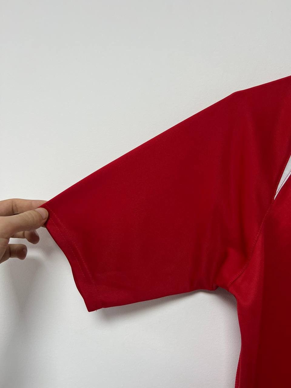 Nike Vintage 00s Nike Team Total 90 Jersey Training Red Mens sz S Size US S / EU 44-46 / 1 - 3 Thumbnail