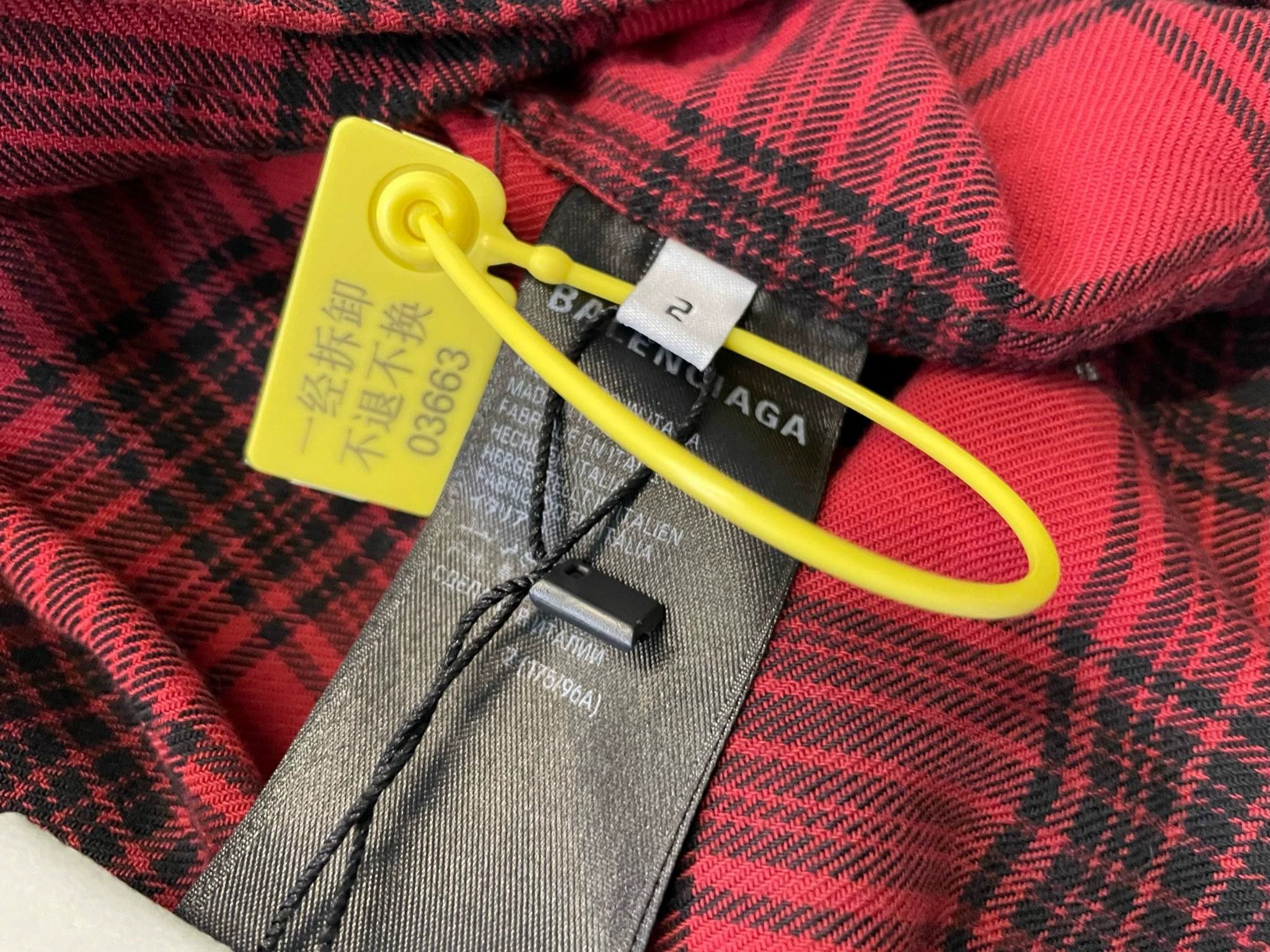 Balenciaga Balenciaga Hooded Check Distressed Shirt Size US M / EU 48-50 / 2 - 6 Thumbnail