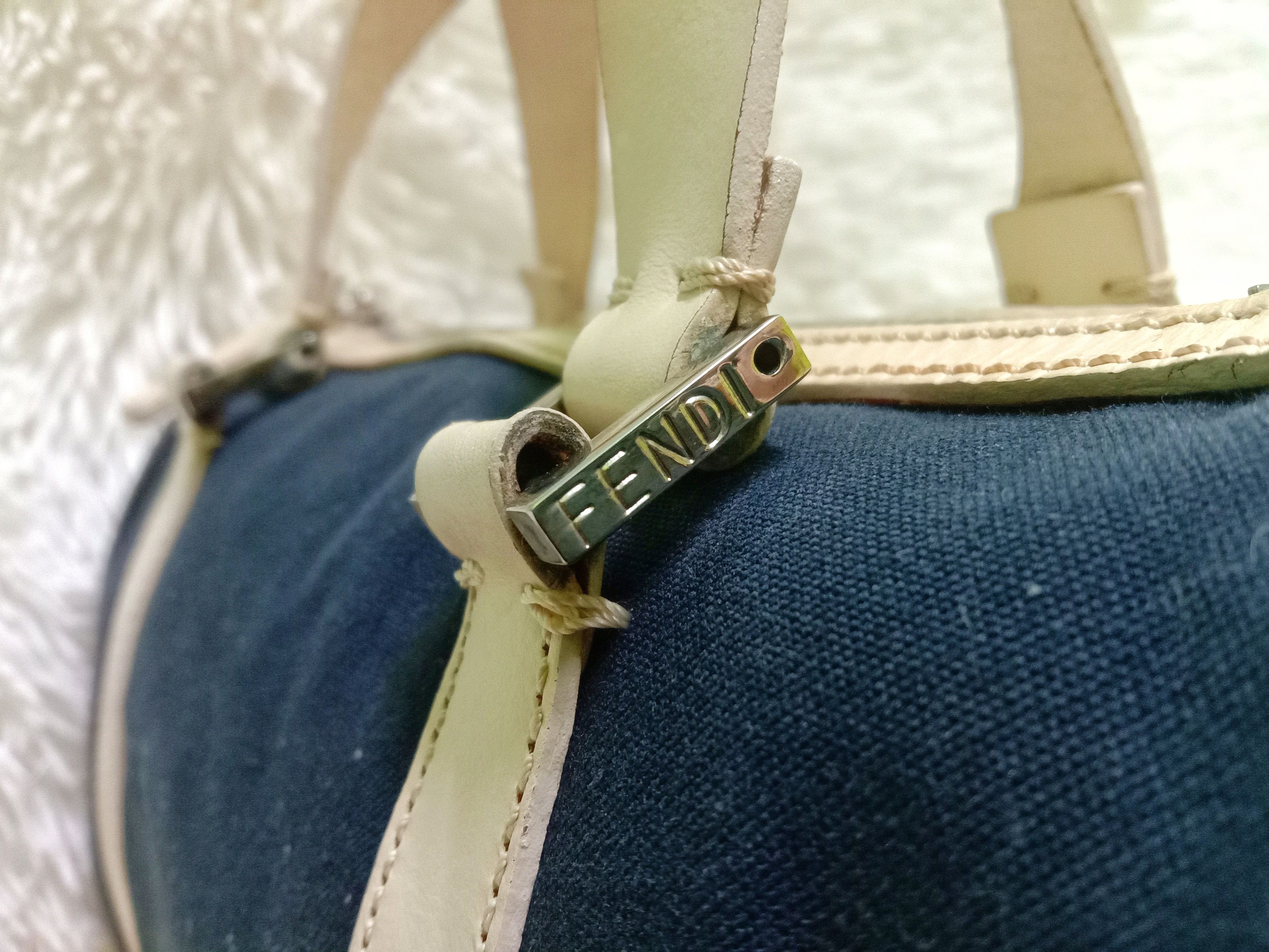 Fendi Authentic FENDI Mini Handbag Size ONE SIZE - 9 Thumbnail