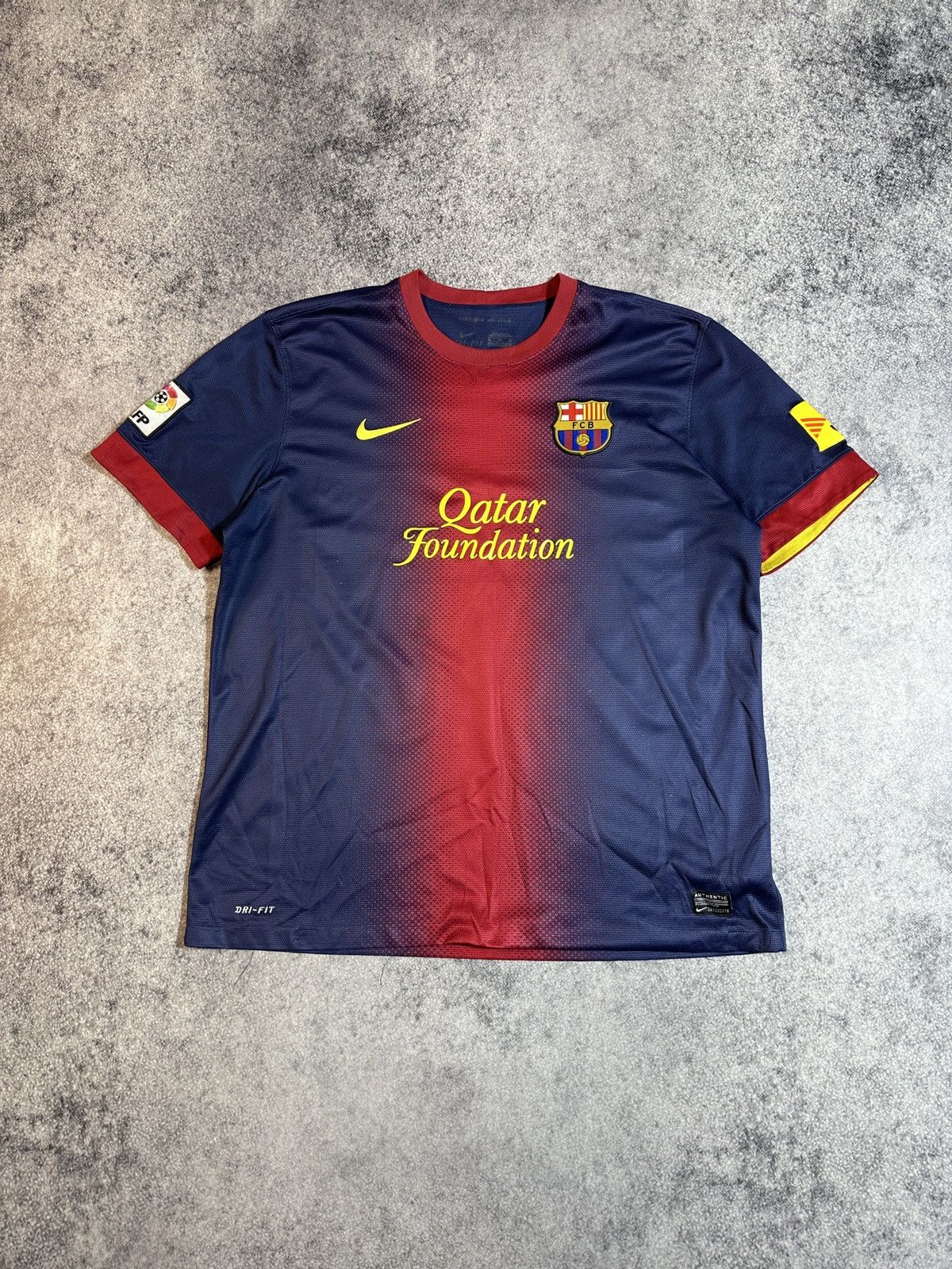 Nike Nike F.C.Barcelona Soccer Jersey Blokecore Streetwear XL VTg Size US XL / EU 56 / 4 - 2 Thumbnail