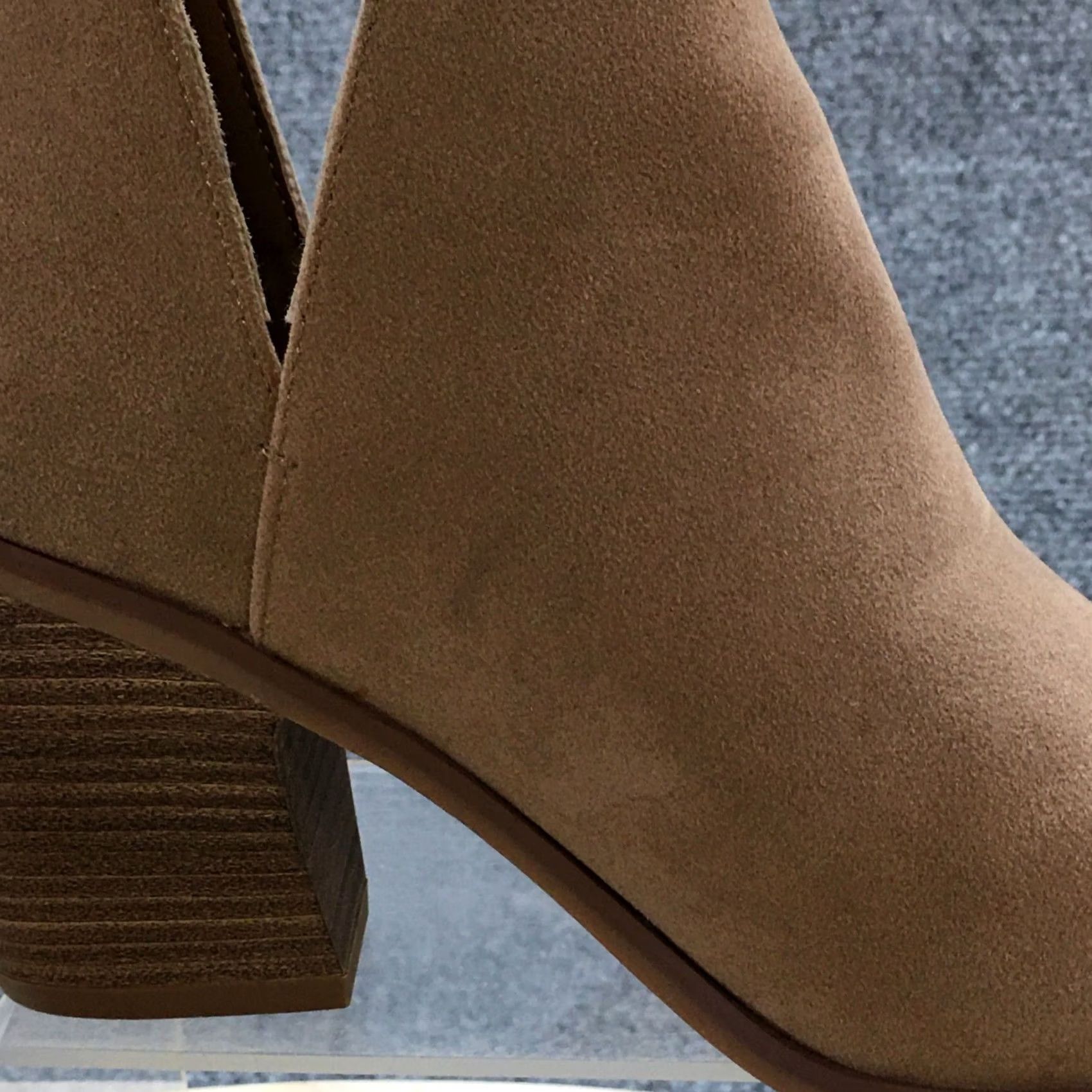 Vintage Universal Thread Boots Womens 7.5 Ankle Booties Brown Leather Pull On High Heel Block Casual Shoes Womens Shoes Size US 8 / IT 38 - 2 Thumbnail