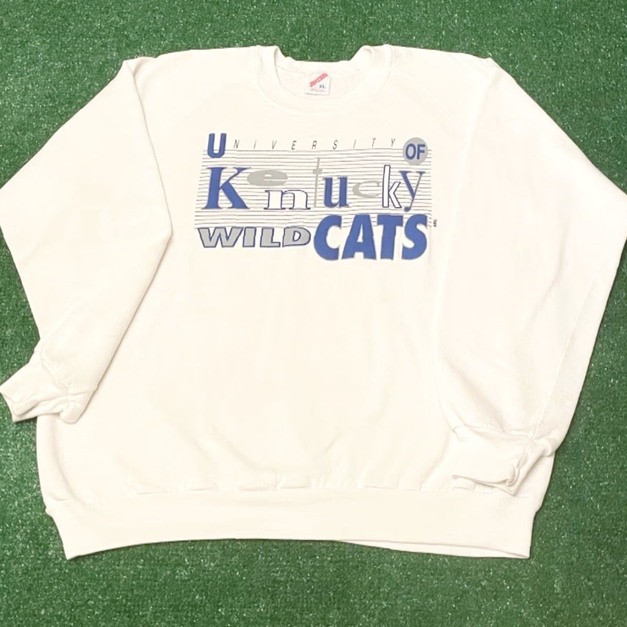 Vintage VINTAGE University Of Kentucky Wildcats VTG Crewneck Sweater Mens XL White 90s 80s College Sports Pullover Mens XL Size US XL / EU 56 / 4 - 3 Thumbnail