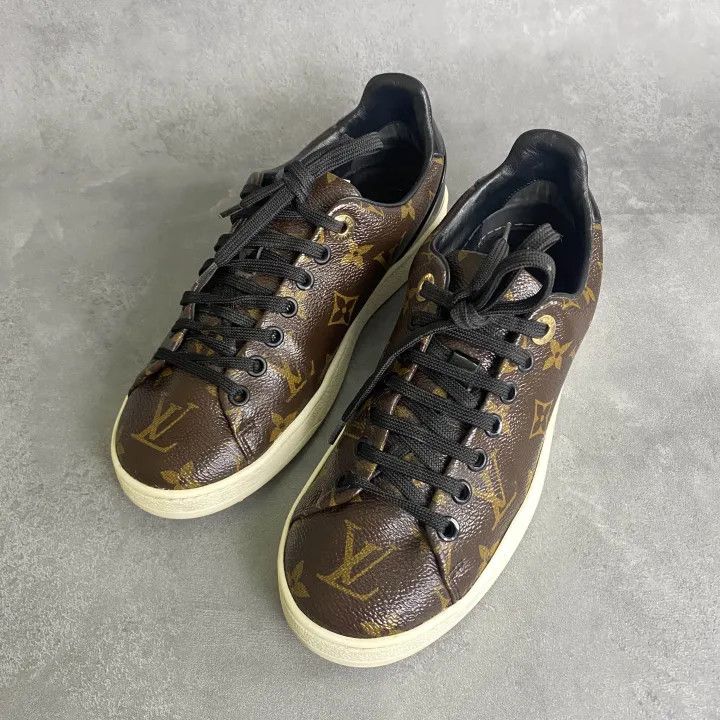 Louis Vuitton Louis Vuitton Frontrow Monogram Low-Top Sneakers 0079 Size US 5 / IT 35 - 1 Thumbnail