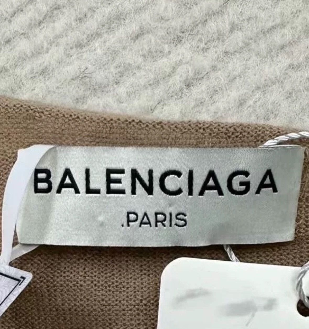 Balenciaga Balenciaga cashmere base sweater Size US S / EU 44-46 / 1 - 3 Thumbnail
