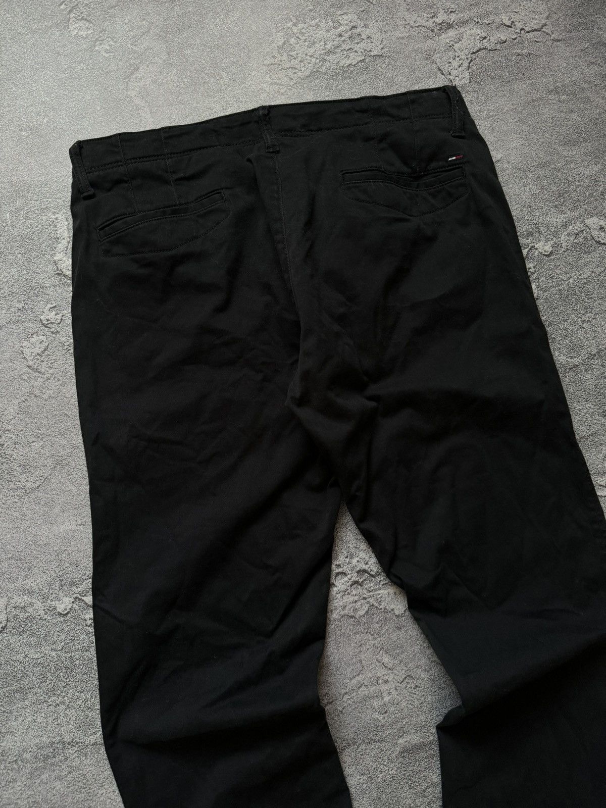 Designer × Tommy Hilfiger Tommy Hilfiger 32/32 basic ferry chino trouser pant trouser Size US 32 / EU 48 - 11 Thumbnail