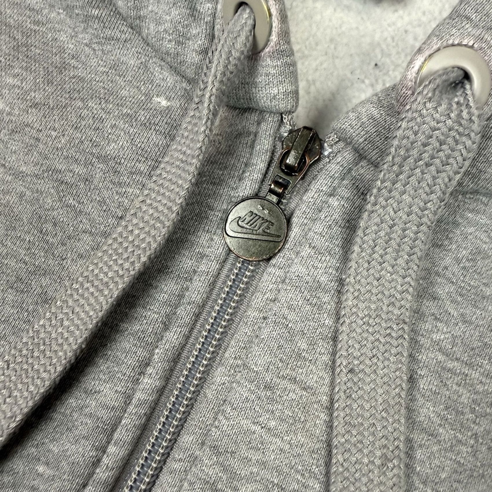 Nike Nike Sweater Mens M Gray Swoosh Outdoors Hoodie Sweatshirt Embroidered M Size US M / EU 48-50 / 2 - 4 Thumbnail
