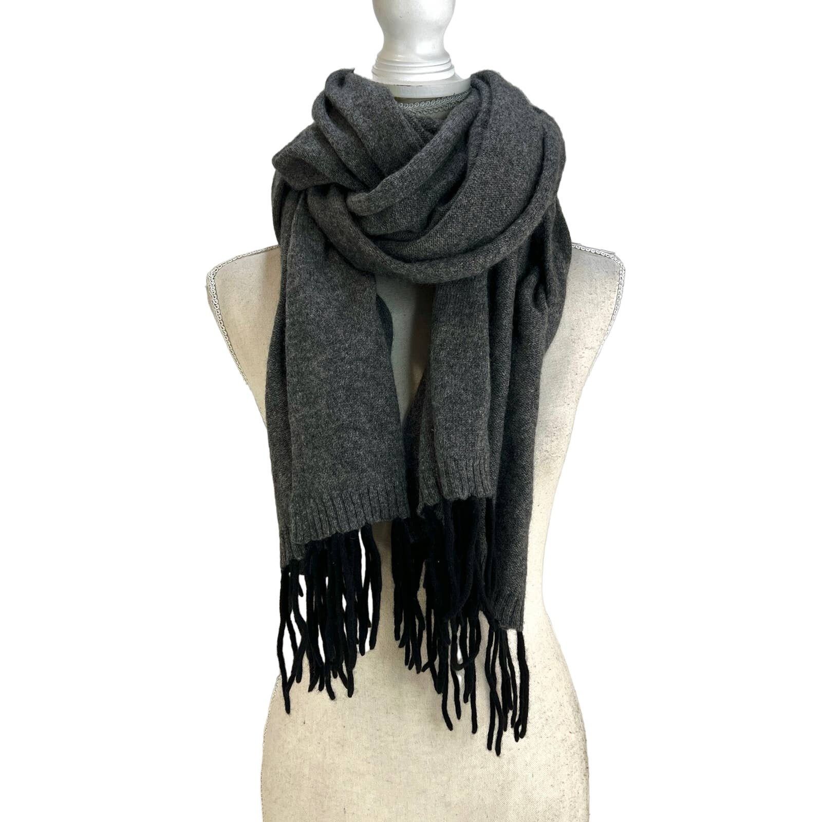 Other Hannah Rose Cashmere Gray Scarf Fringed Travel Wrap Soft Size ONE SIZE - 1 Thumbnail