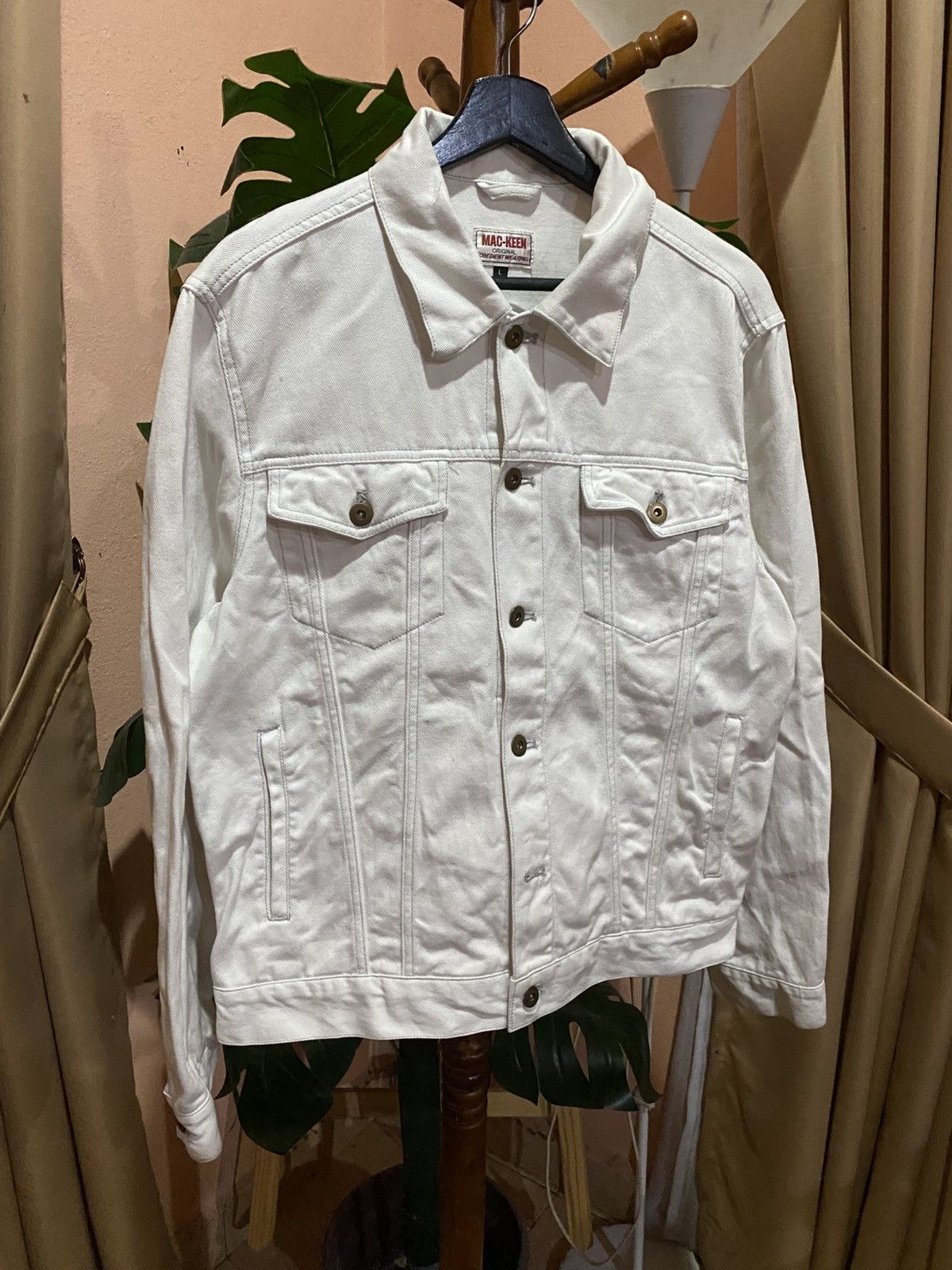 Vintage Vintage Mac-Keen White Denim Trucker Jacket– Japan Tag Size US L / EU 52-54 / 3 - 5 Thumbnail