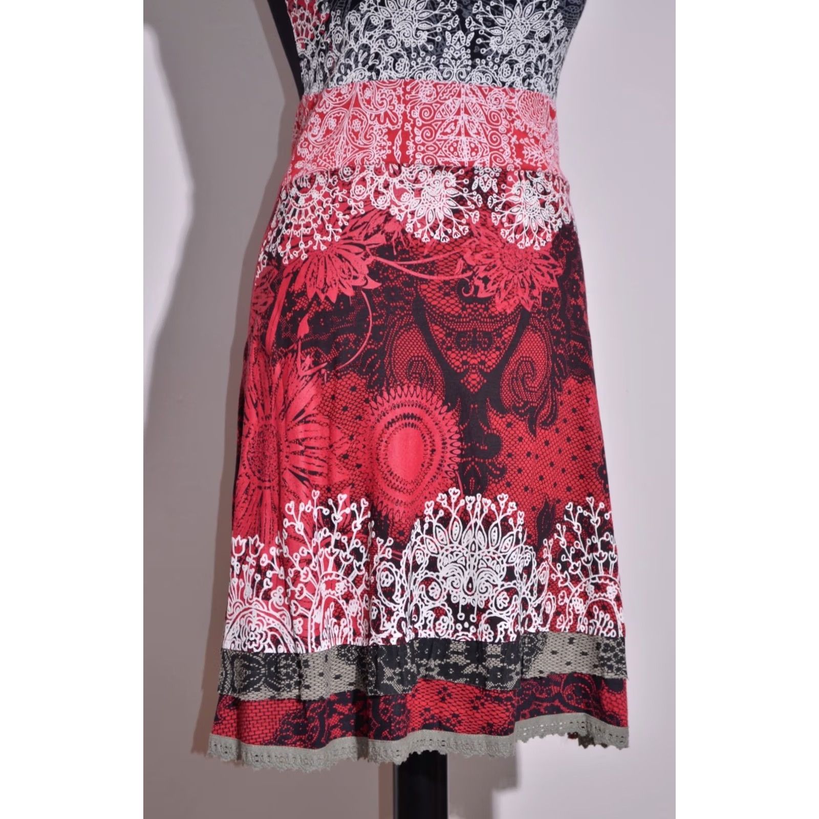 Desigual Desigual Dress Short Sleeve A-Line Womens Size S Black Floral Knee Length Casual Party/Cocktail Womens Size 28" / US 6 / IT 42 - 3 Thumbnail