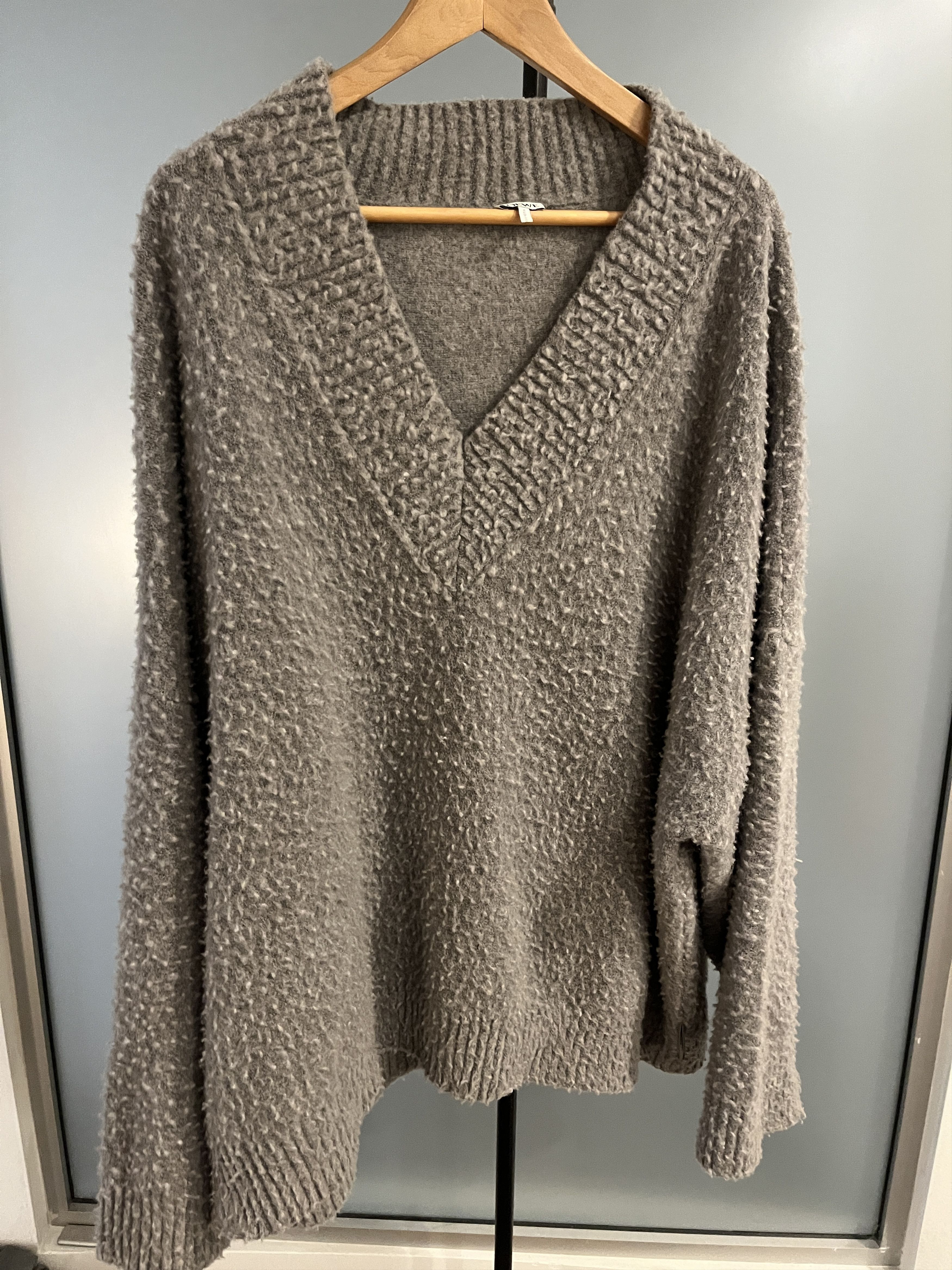 Loewe Loewe V-Neck Grey Oversized Sweater Size US M / EU 48-50 / 2 - 2 Thumbnail