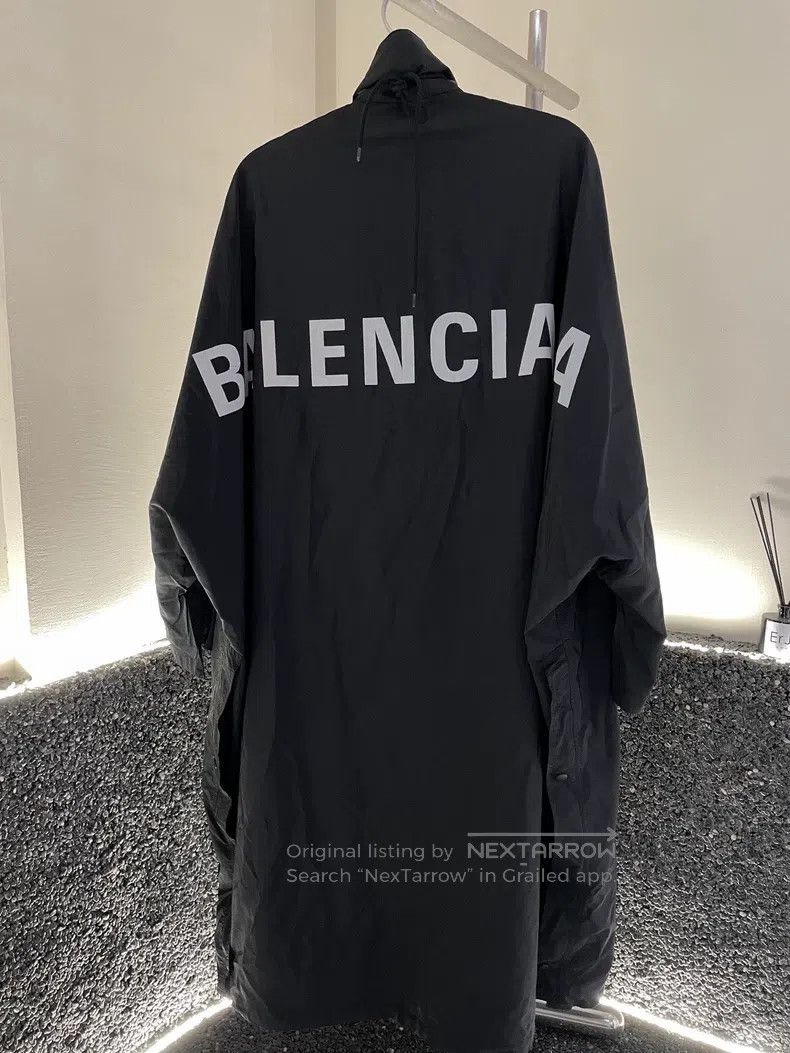 Balenciaga Balenciaga Trench Coat Size XXS / US 00 / IT 34 - 1 Thumbnail