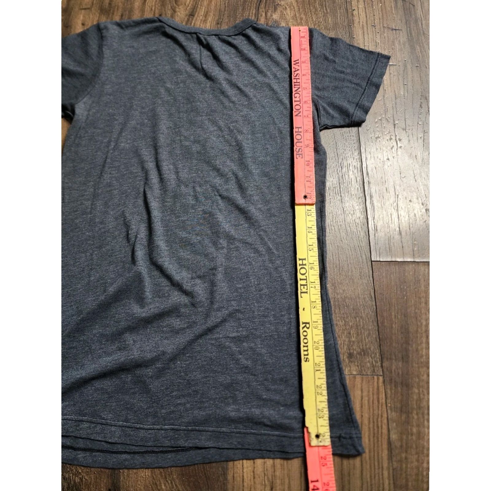 Obey VINTAGE OBEY T-Shirt Skeleton USA Gray S Womens Short Sleeve Slim Size S United States USA Theme 90s Concert? Size S / US 4 / IT 40 - 2 Thumbnail