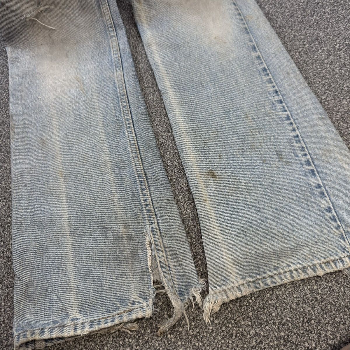 Levi's Vintage Clothing Insane Destroyed ‼️ Flared 1997 Levis 517 Bootcut Washed Size US 30 / EU 46 - 7 Thumbnail