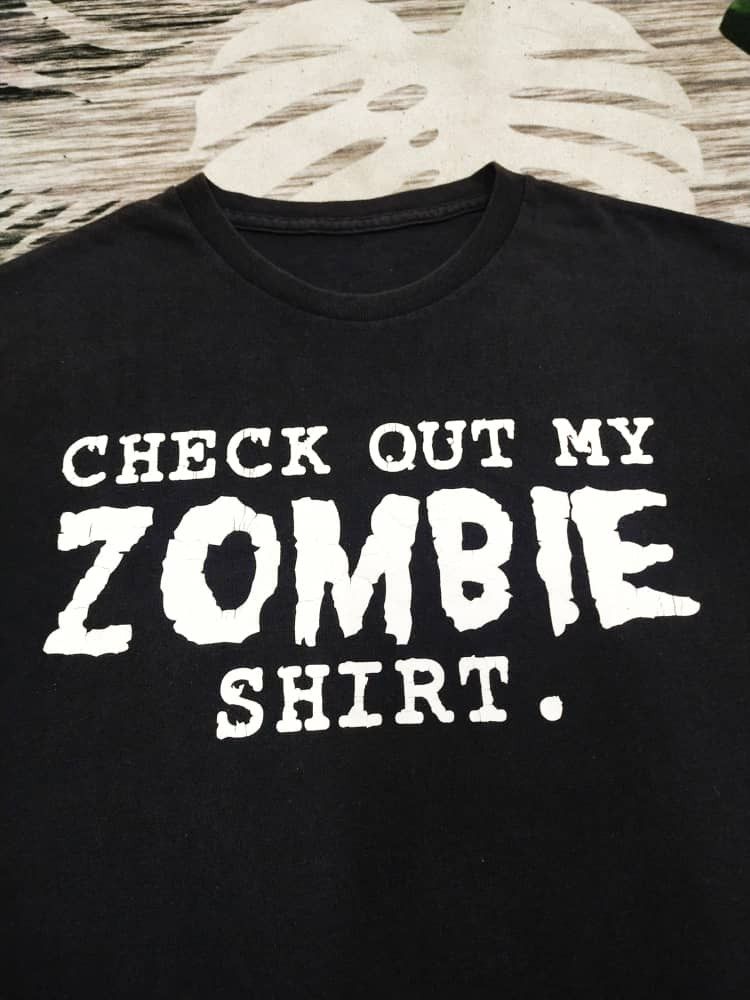 Vintage Vintage Zombie Wording spell out t shirt streetwear style Size US M / EU 48-50 / 2 - 4 Thumbnail