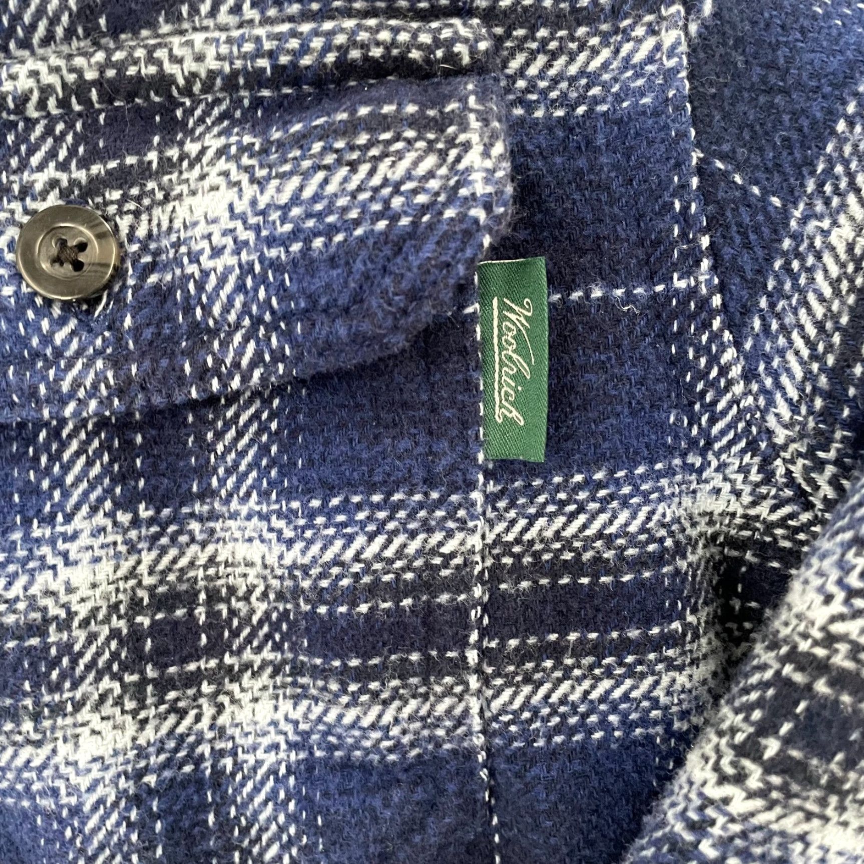 Vintage VINTAGE Woolrich Flannel Shirt Adult Medium Blue Plaid Long Sleeve Button-Up Shacket Pockets Mens Size US M / EU 48-50 / 2 - 4 Thumbnail