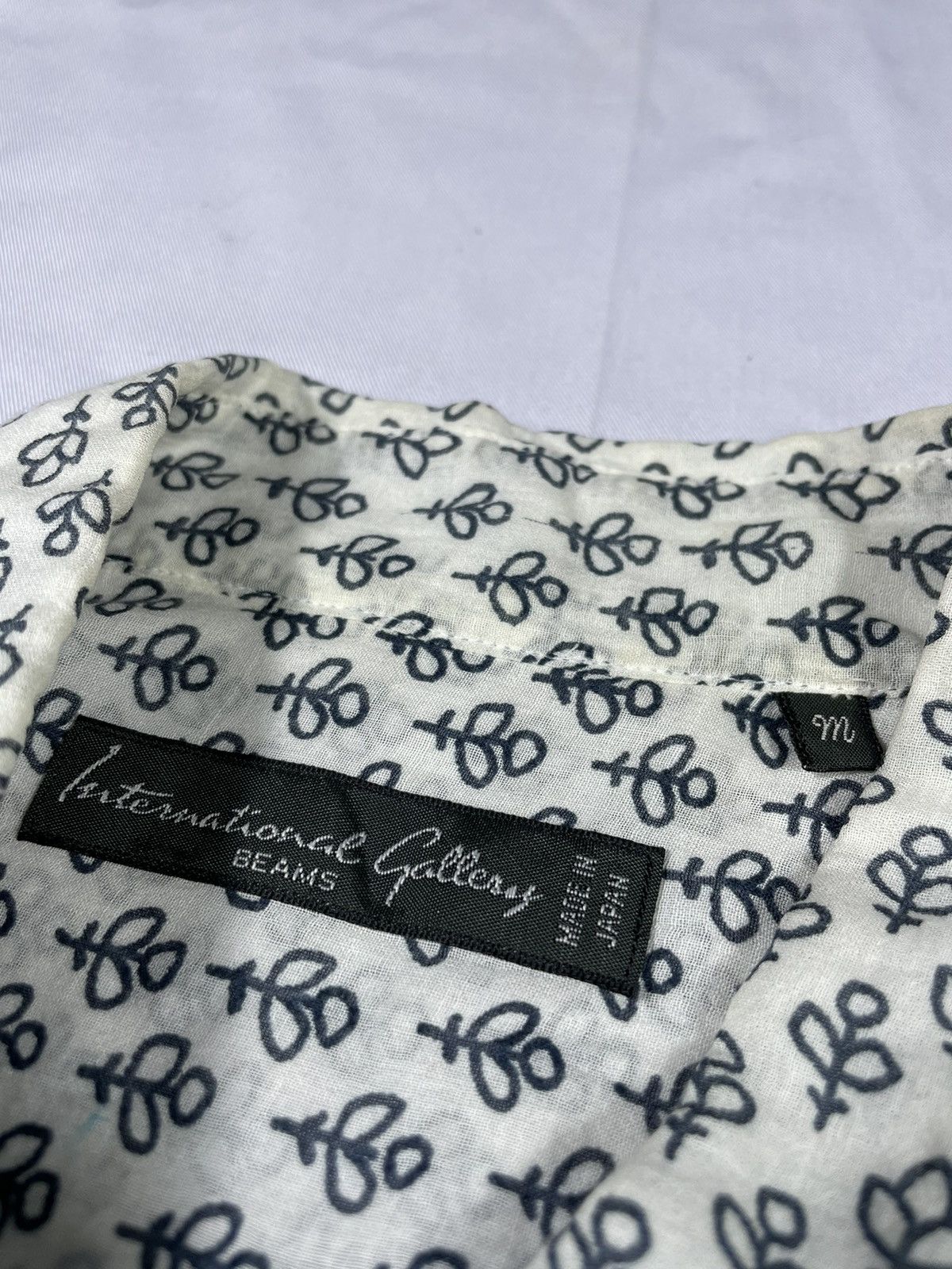 Beams Plus × Japanese Brand × Vintage BEAMS International gallery full print long shirt Size US M / EU 48-50 / 2 - 4 Thumbnail