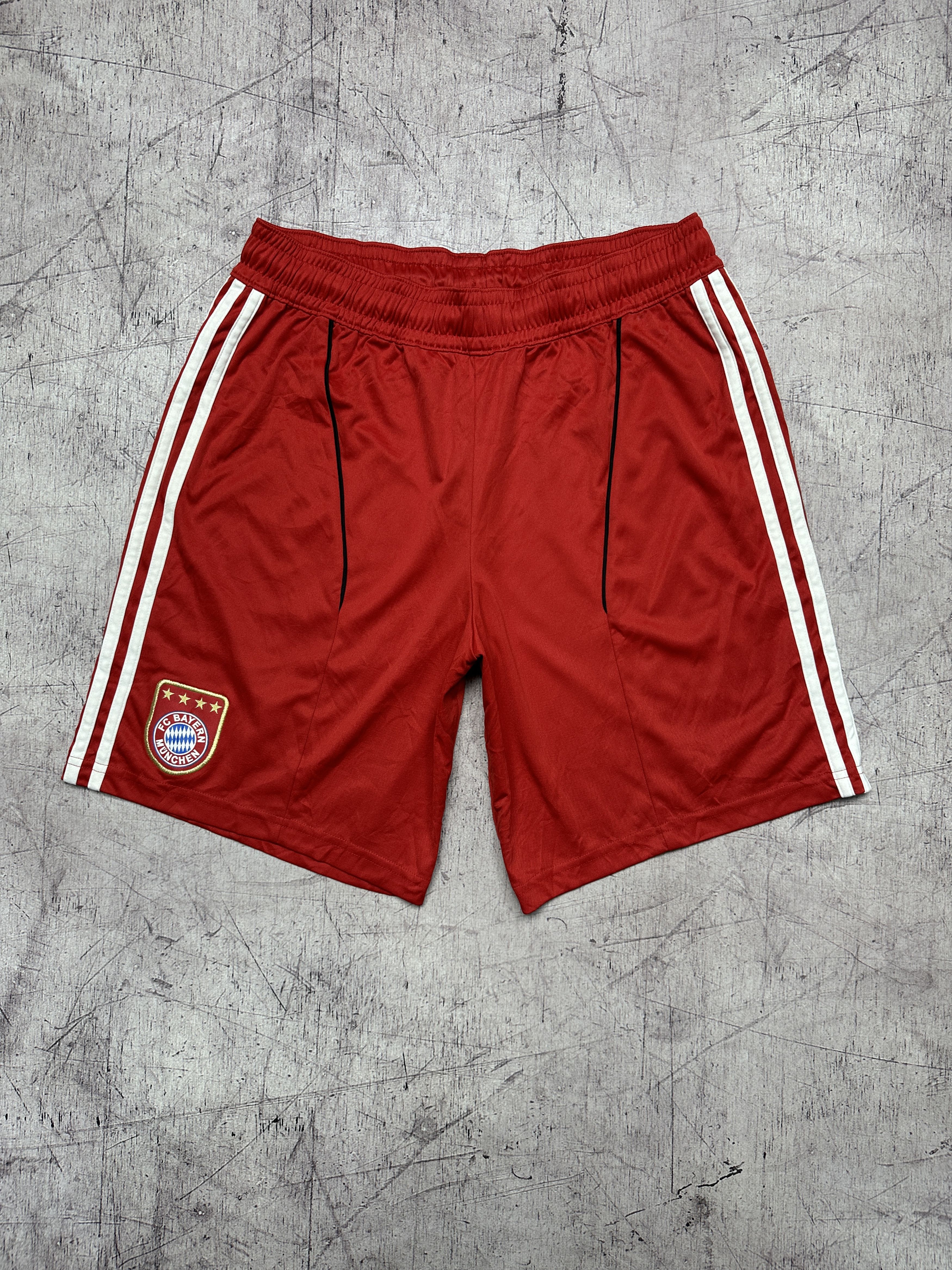 Adidas Adidas Manchester United Vintage Mens Shorts Size US 32 / EU 48 - 1 Thumbnail