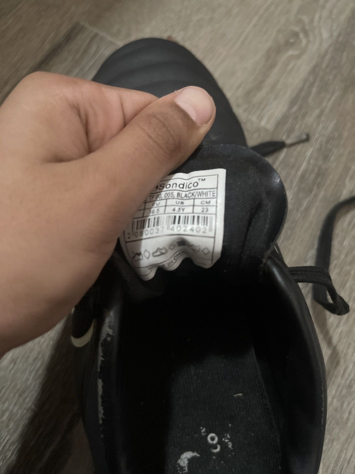Other Sondico Trainers Black and White Size US 5 / EU 37 - 2 Thumbnail