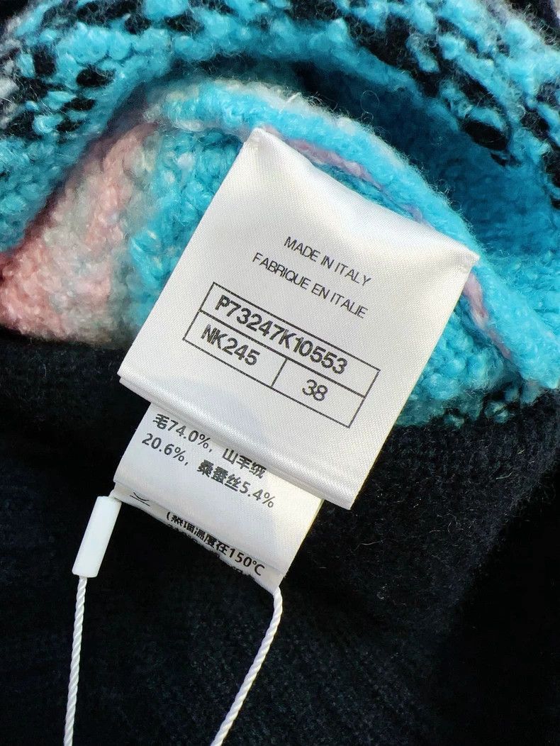 Chanel Chanel Coco Neige Knit Sweater Black Blue Pink Size M / US 6-8 / IT 42-44 - 7 Thumbnail